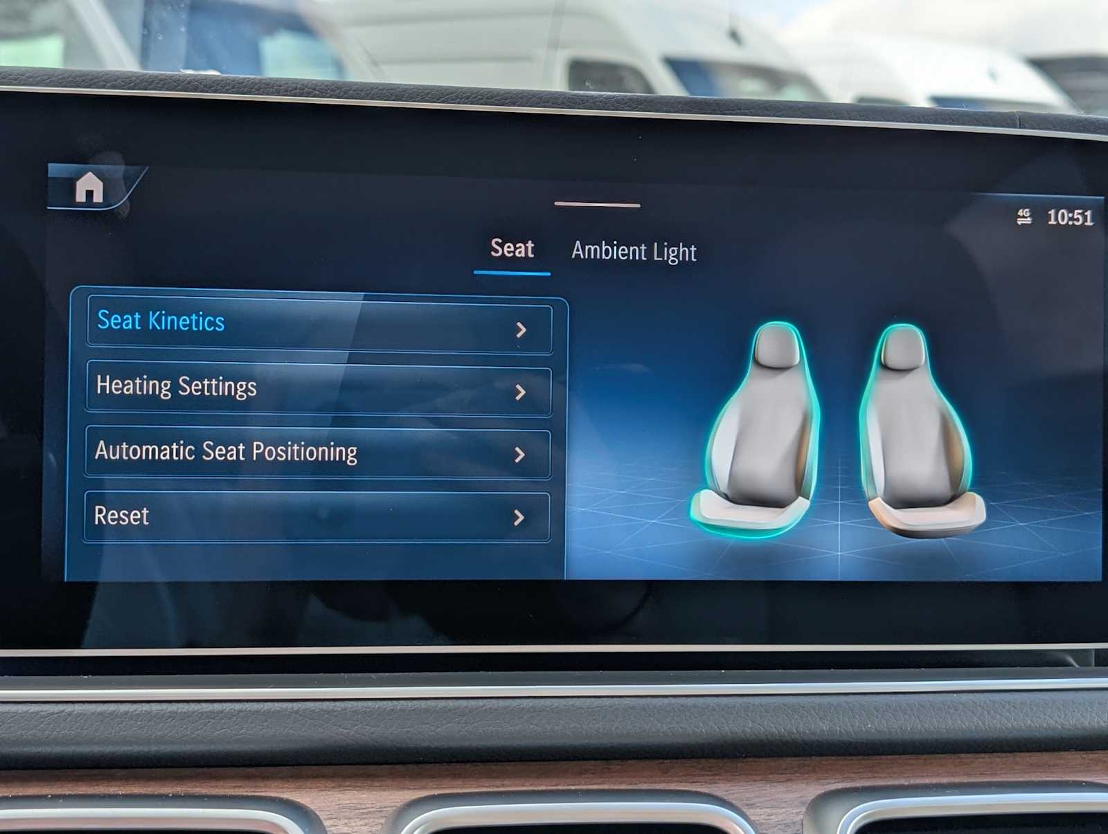 Thumbnail: 2026 Mercedes-Benz GLE - 13