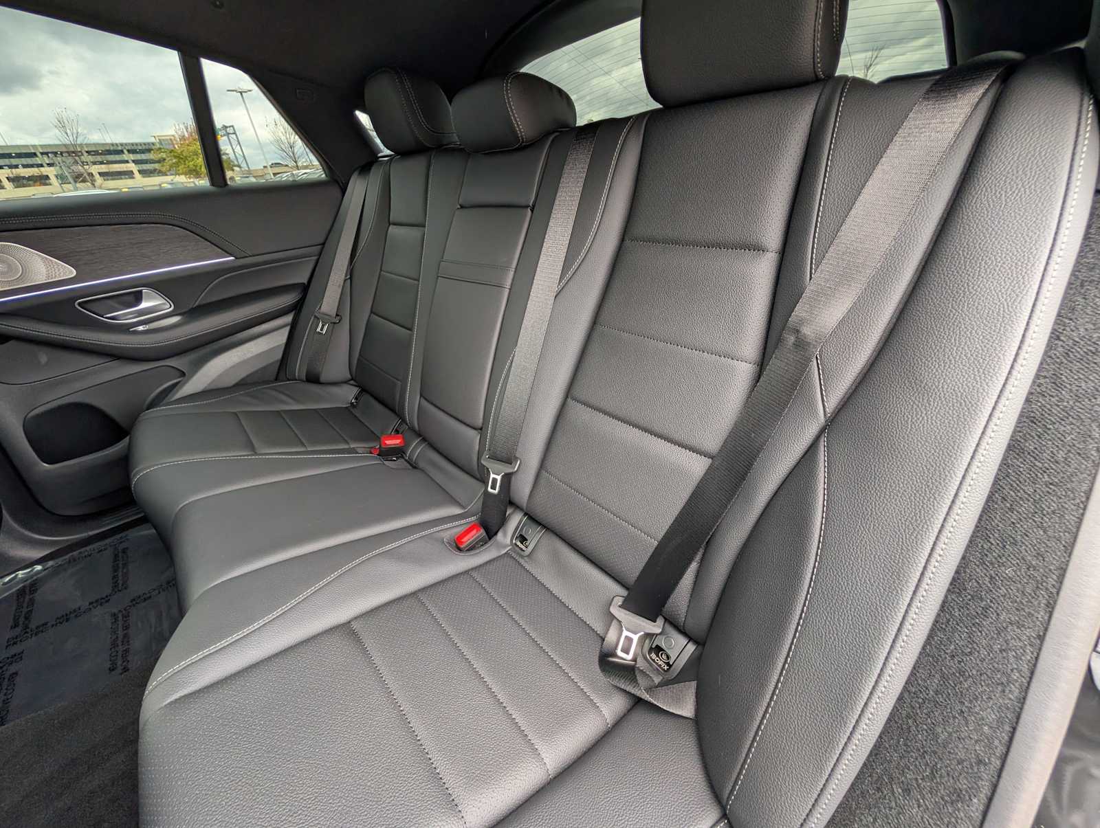 Thumbnail: 2026 Mercedes-Benz GLE - 21