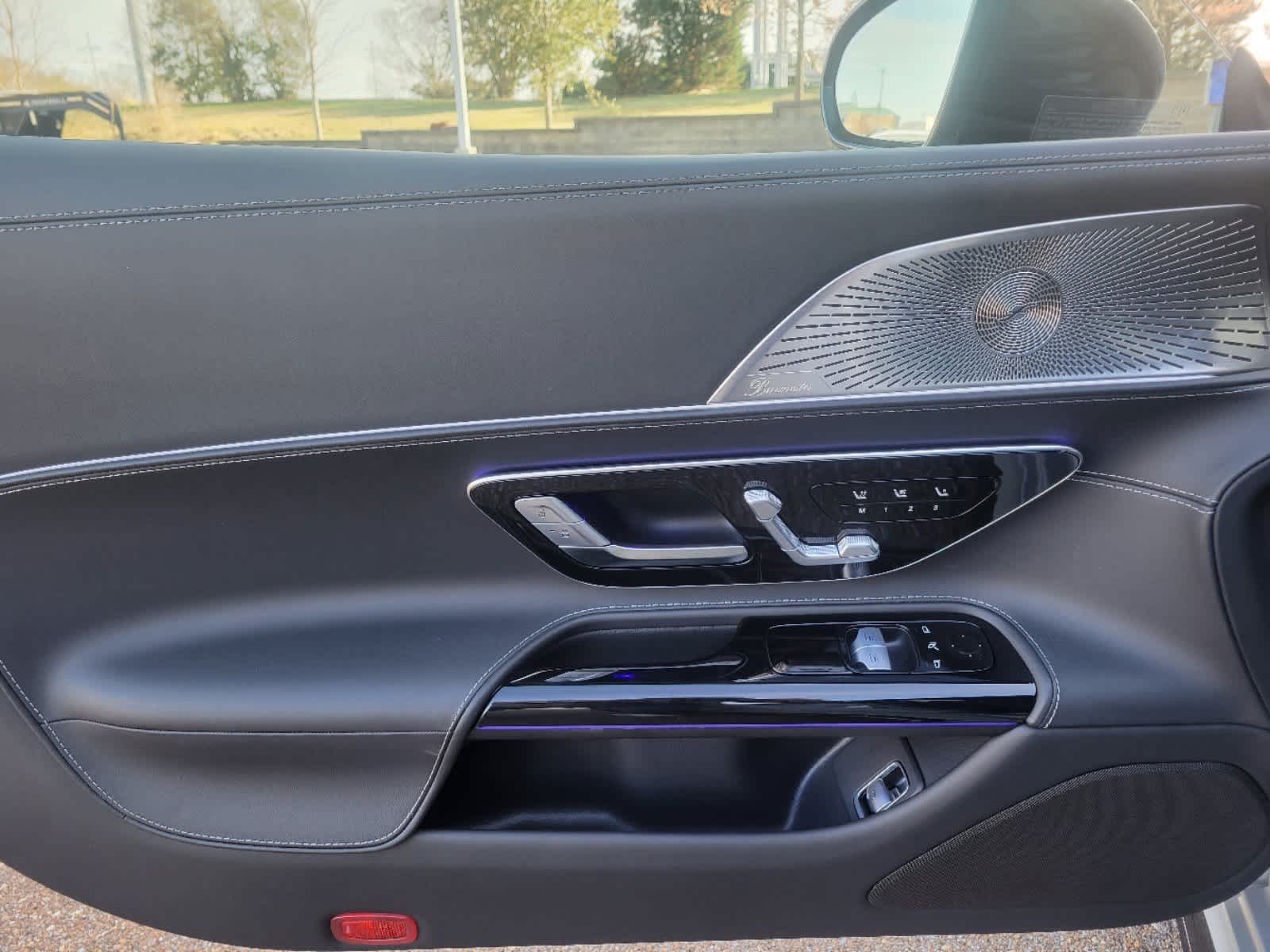 Thumbnail: 2025 Mercedes-Benz AMG GT - 12