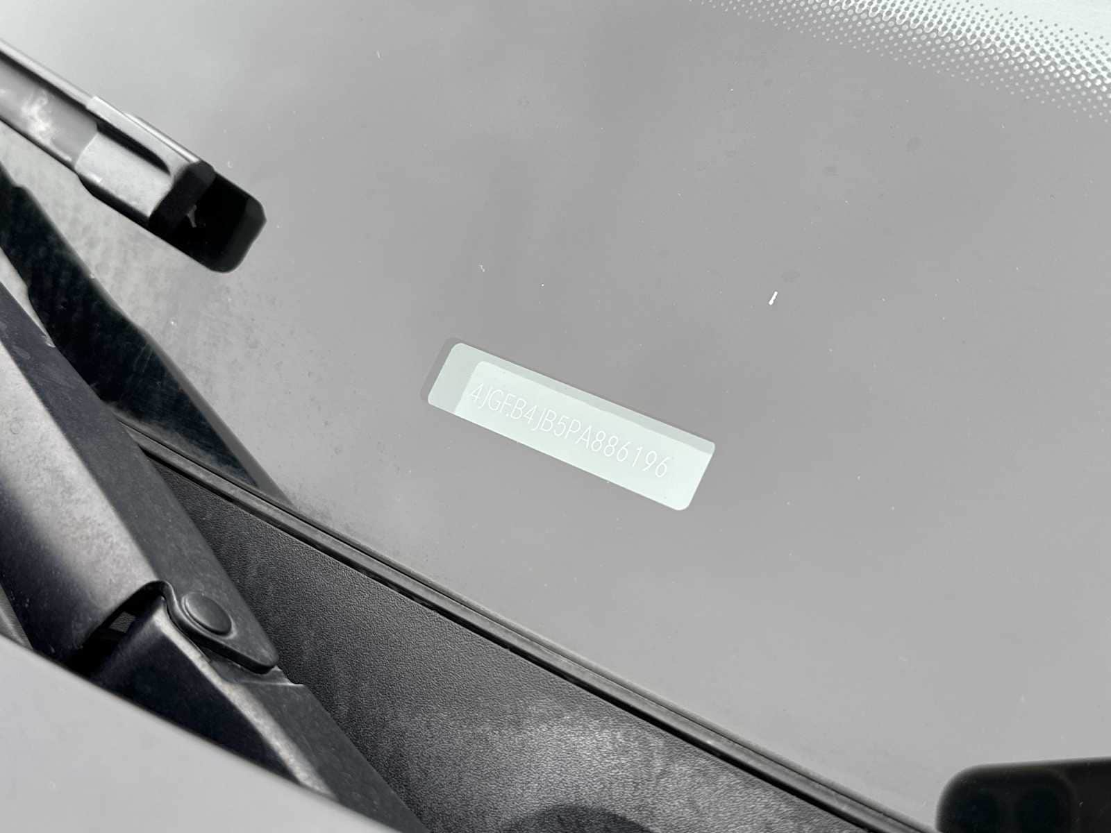 Thumbnail: 2023 Mercedes-Benz GLE - 28