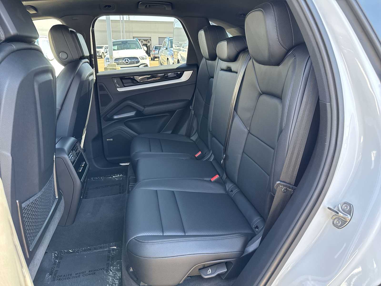 Thumbnail: 2025 Porsche Cayenne - 18