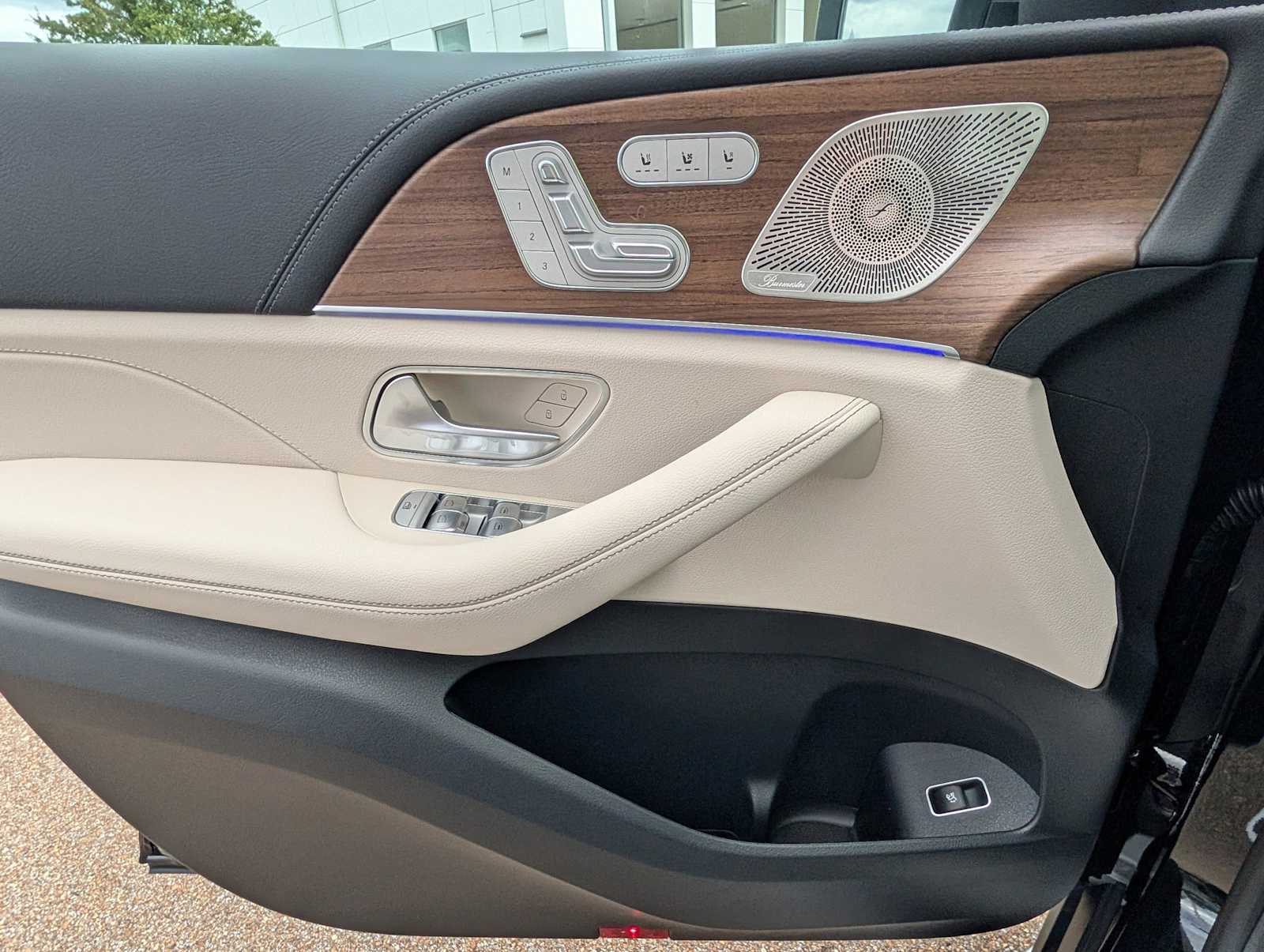 Thumbnail: 2026 Mercedes-Benz GLE - 18