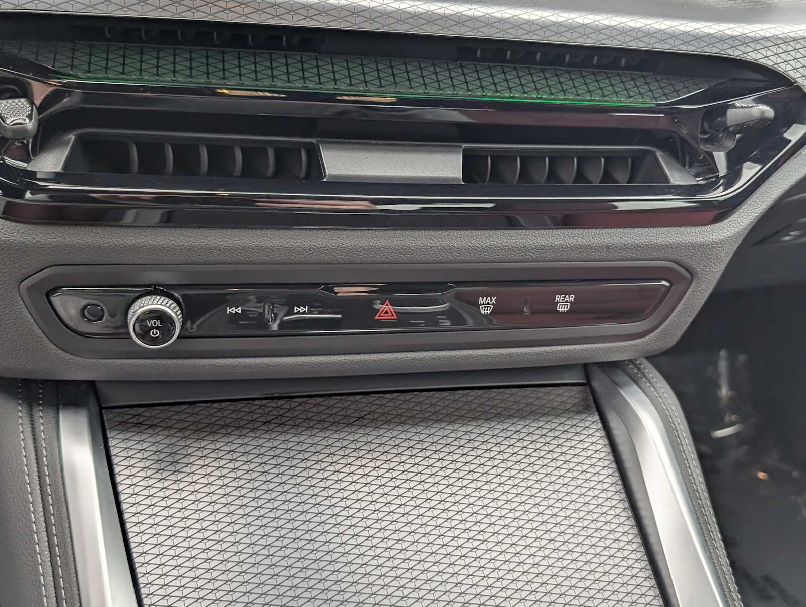 Thumbnail: 2025 BMW 2 Series - 19