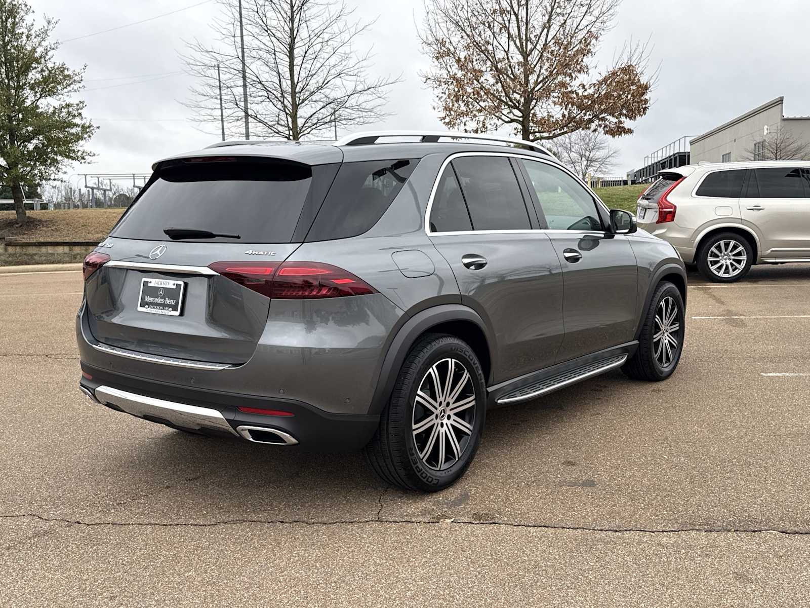 Thumbnail: 2026 Mercedes-Benz GLE - 6