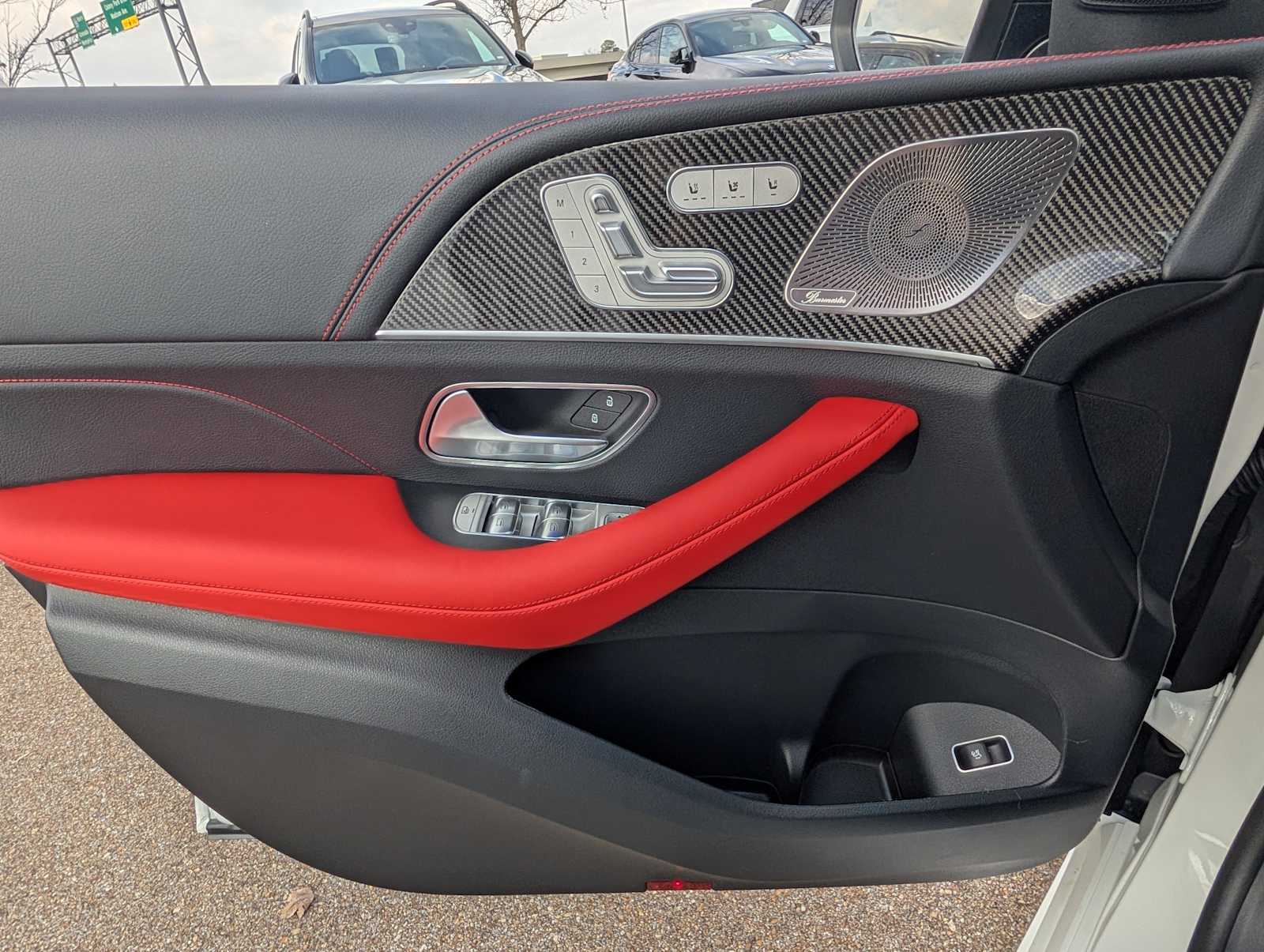 Thumbnail: 2026 Mercedes-Benz GLE - 21