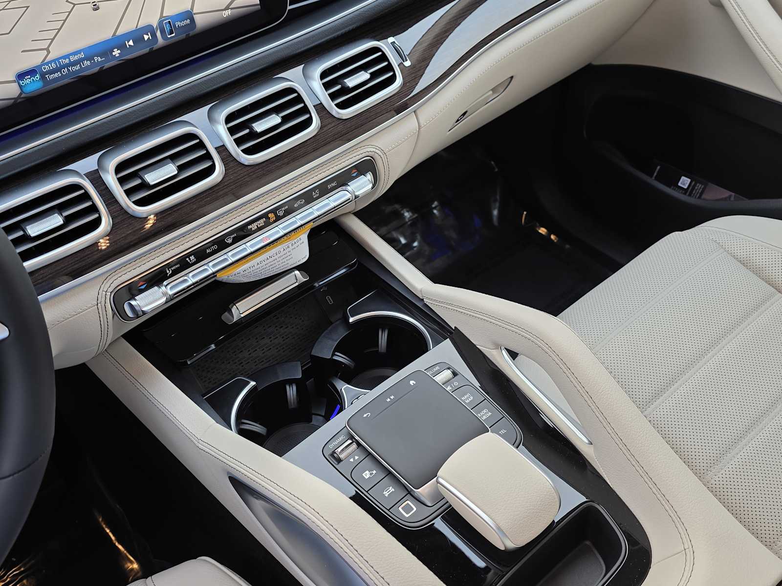 Thumbnail: 2026 Mercedes-Benz GLE - 21