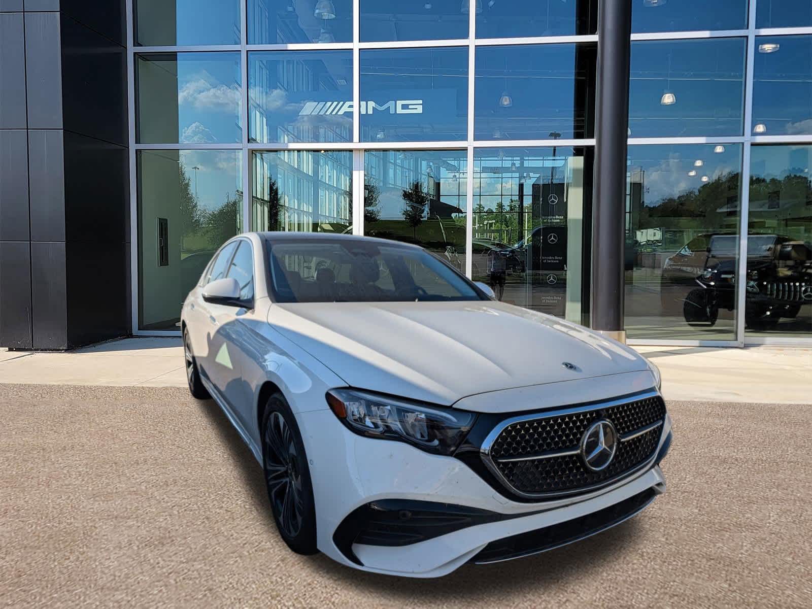 Thumbnail: 2025 Mercedes-Benz E-Class - 10