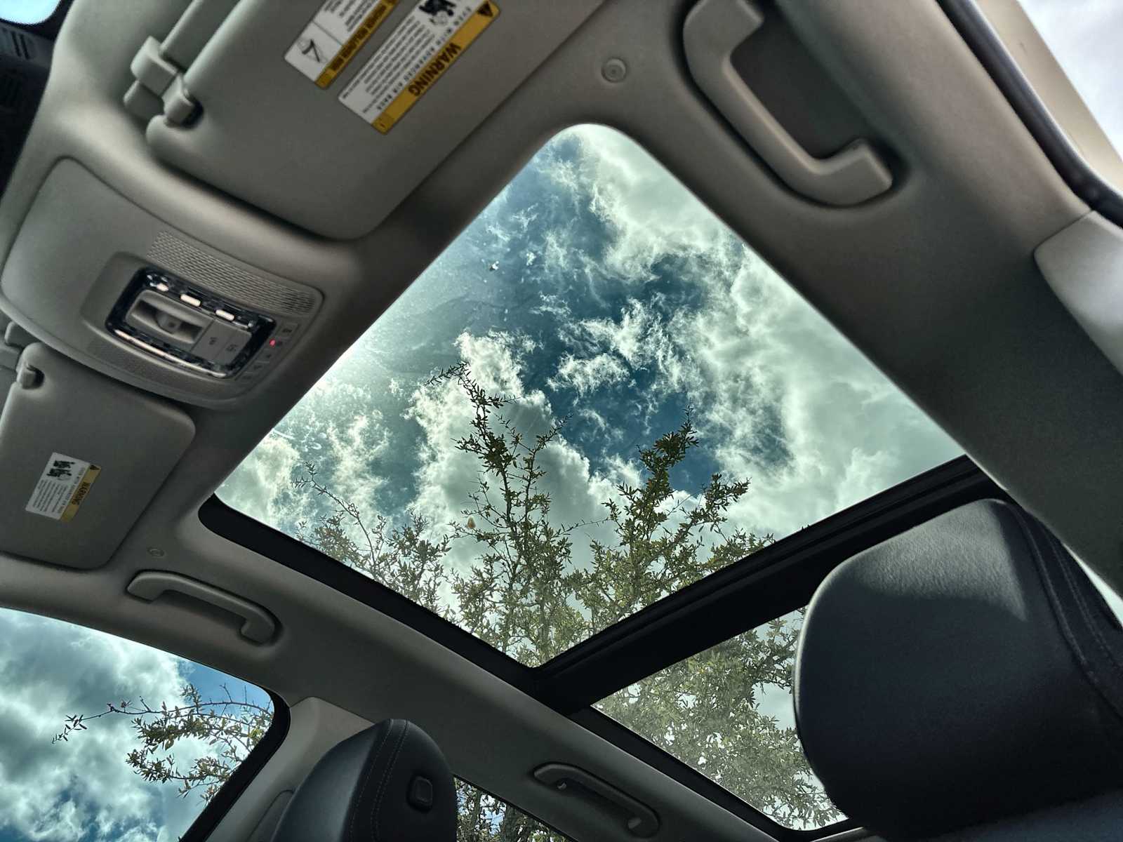 Thumbnail: 2026 Mercedes-Benz GLE - 28