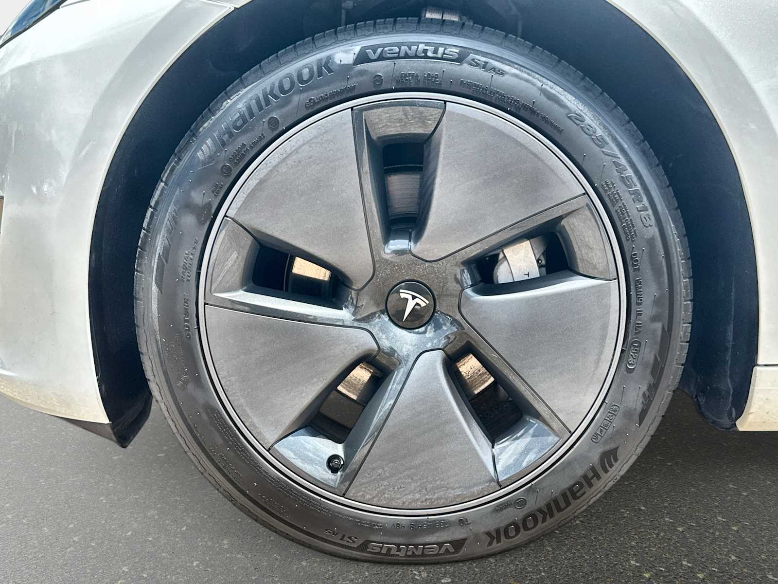 Thumbnail: 2023 Tesla Model 3 - 14