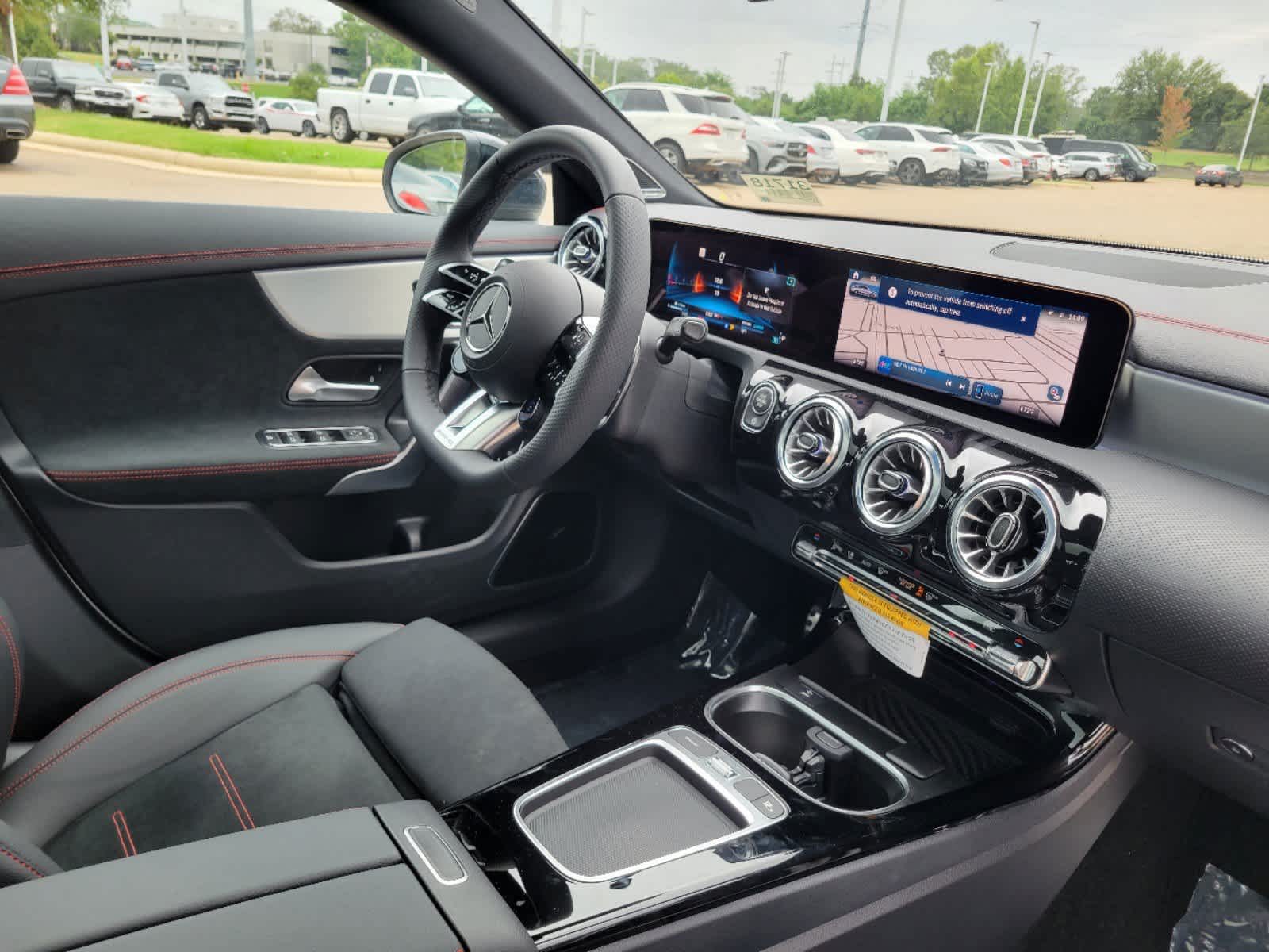 Thumbnail: 2025 Mercedes-Benz CLA - 20