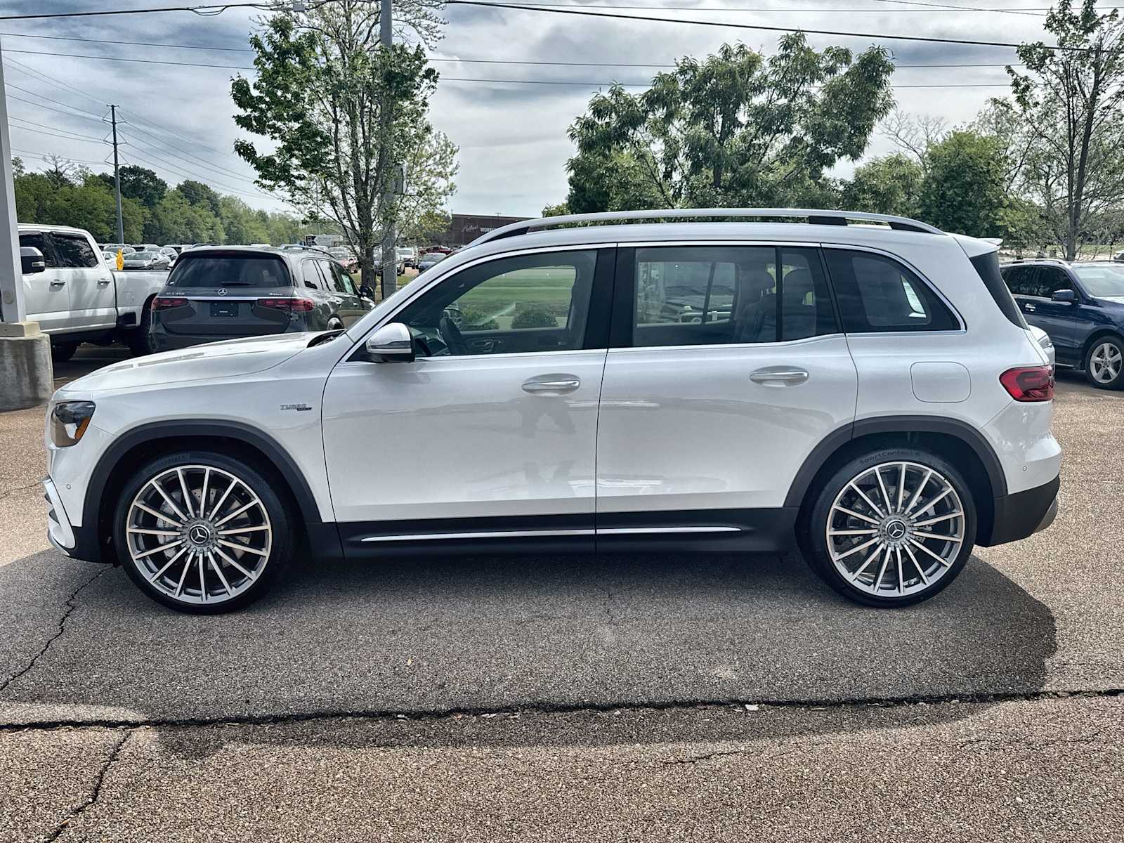 Thumbnail: 2026 Mercedes-Benz GLB - 5