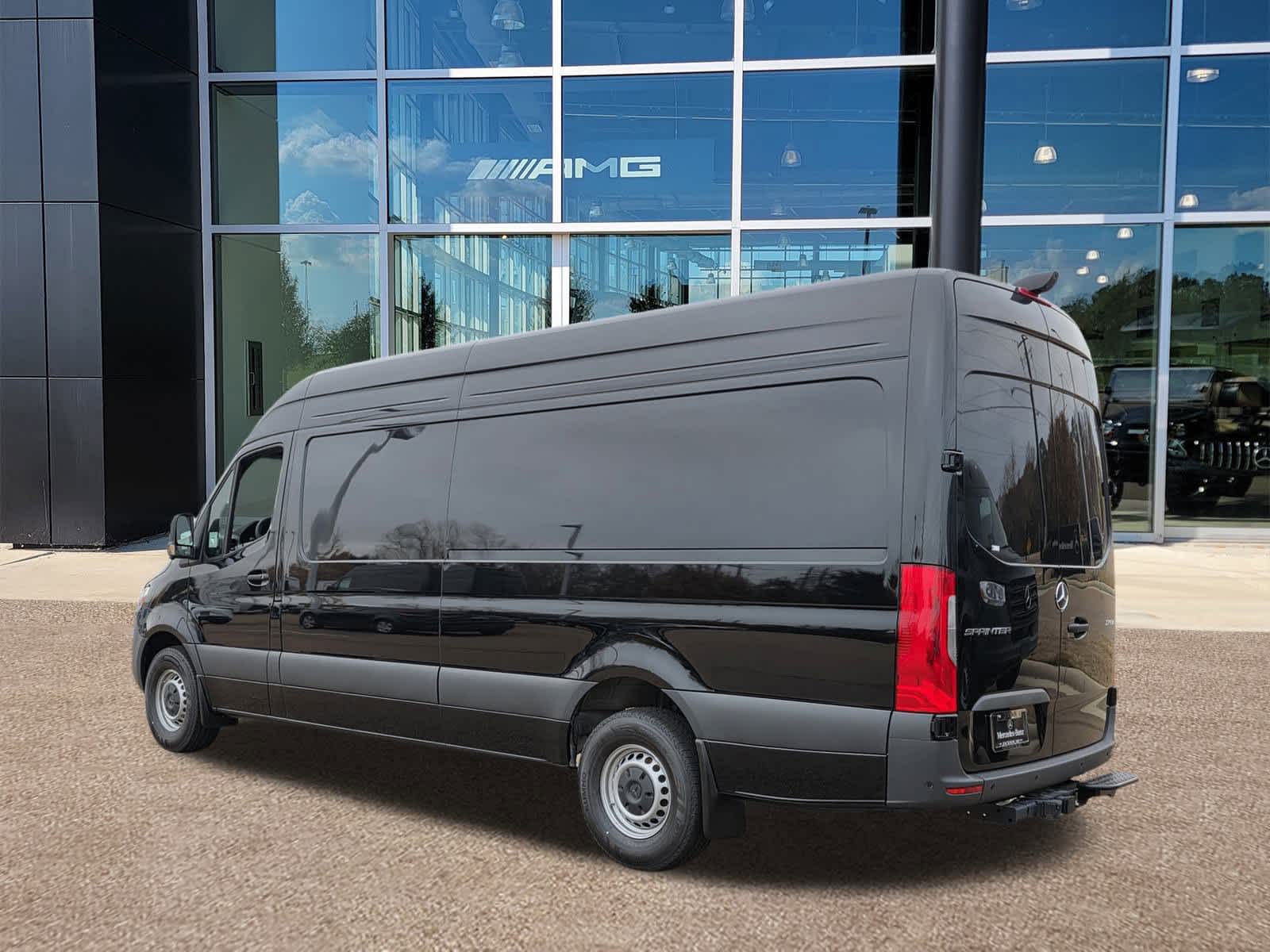 Thumbnail: 2026 Mercedes-Benz Sprinter - 8