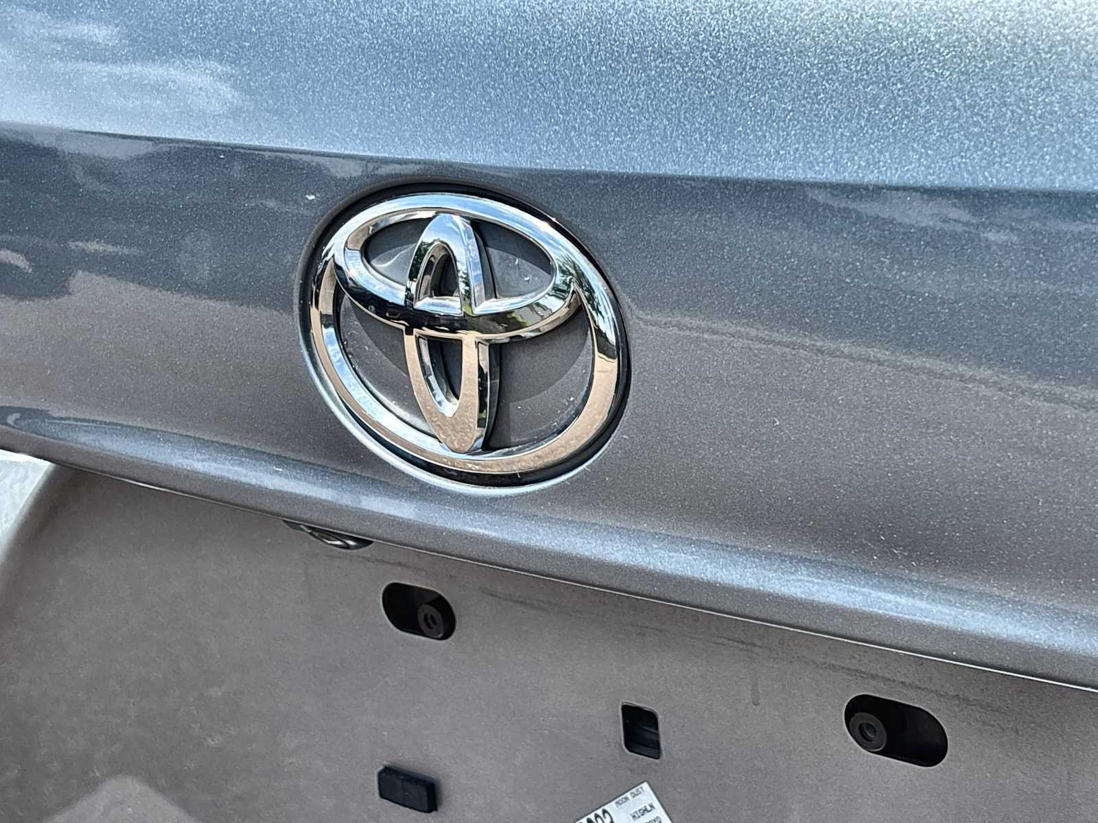 Thumbnail: 2022 Toyota Highlander - 16