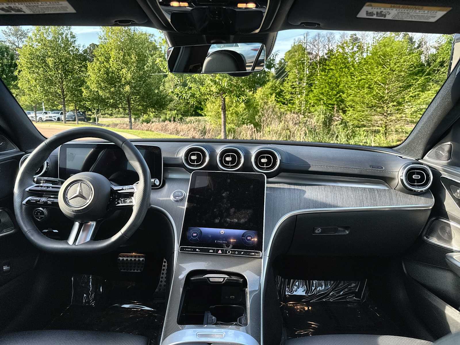 Thumbnail: 2023 Mercedes-Benz C-Class - 20