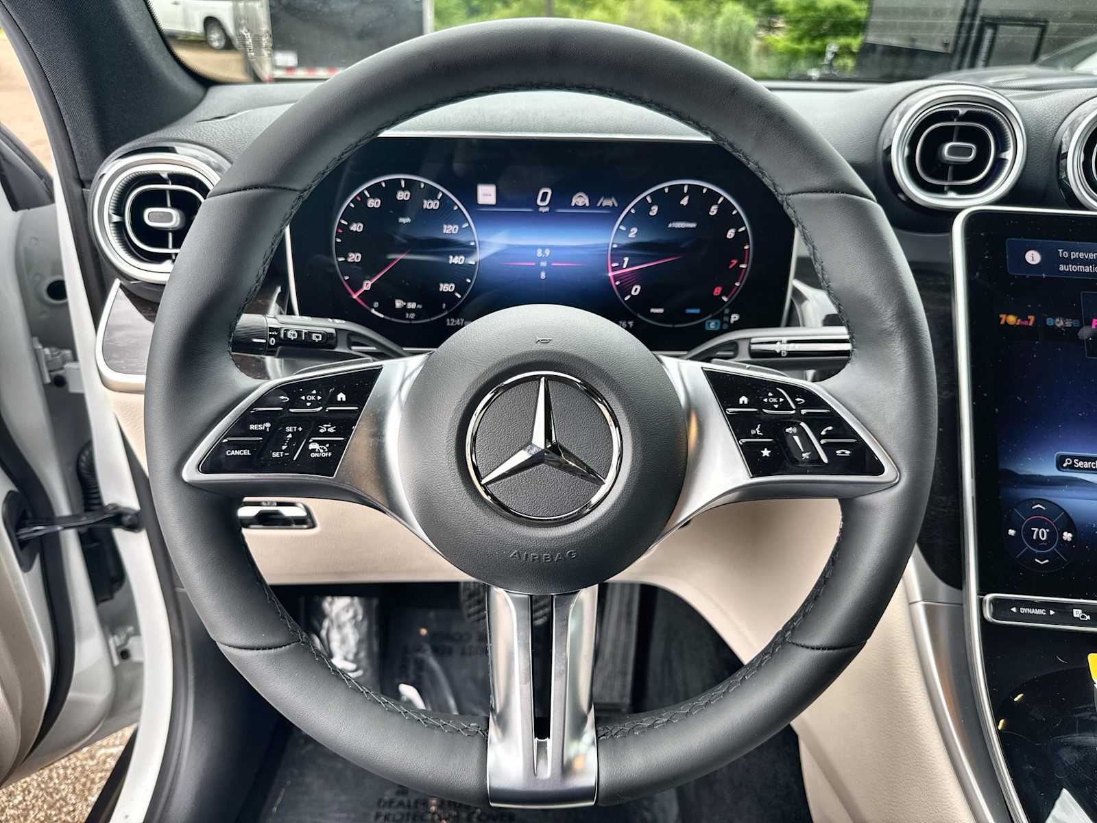 Thumbnail: 2026 Mercedes-Benz GLC - 21