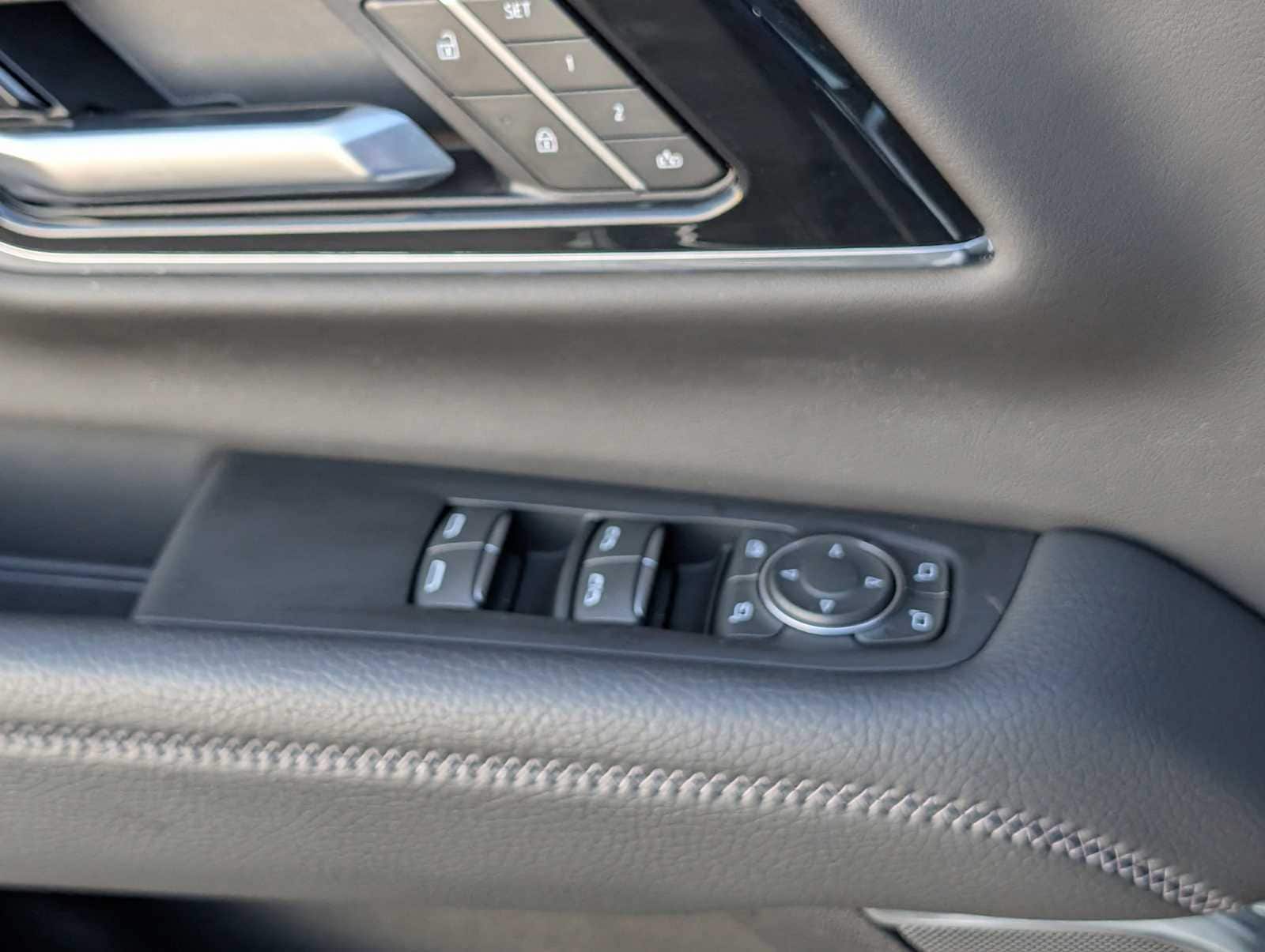 Thumbnail: 2025 GMC Yukon - 23