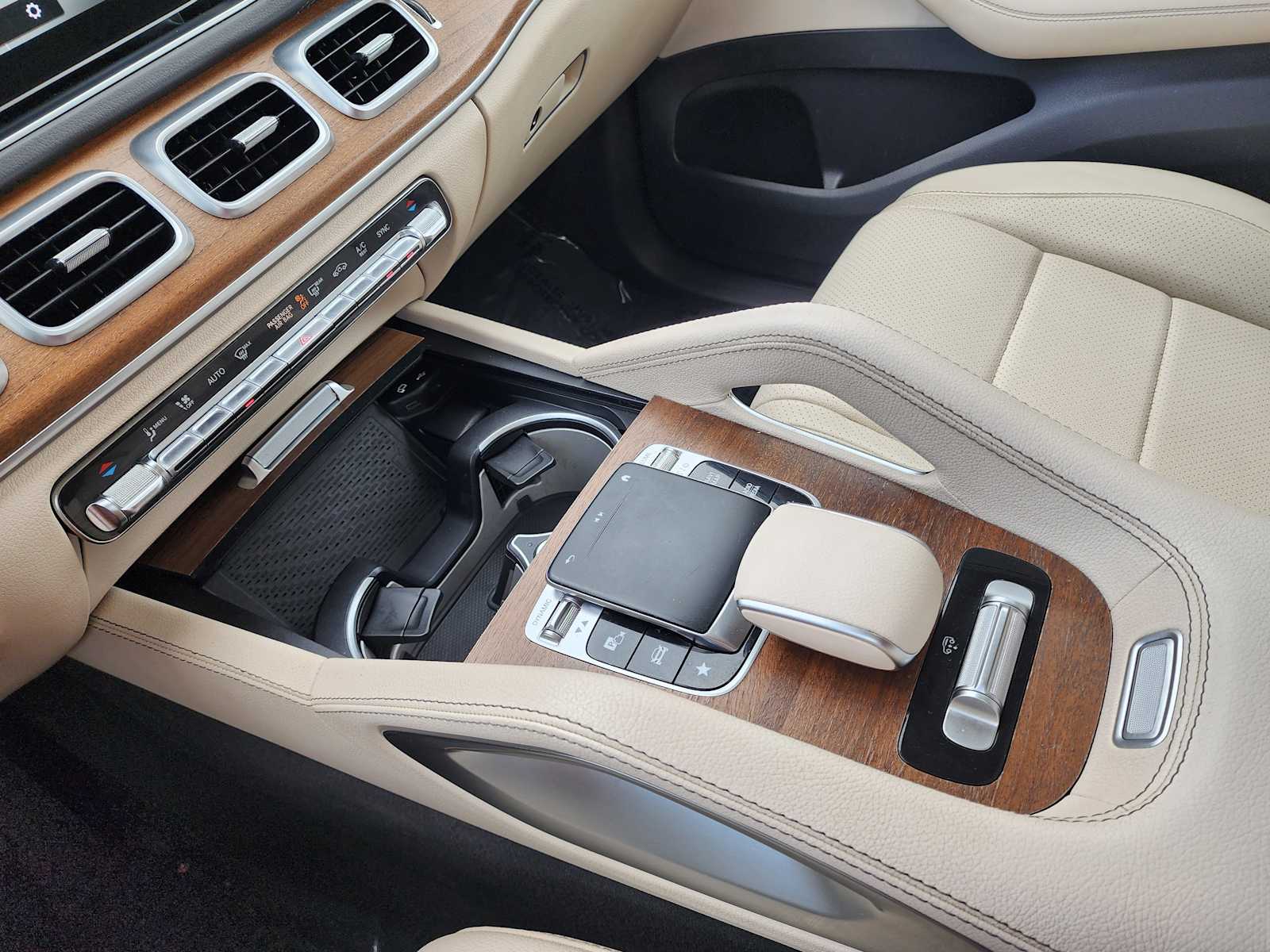 Thumbnail: 2020 Mercedes-Benz GLS - 17
