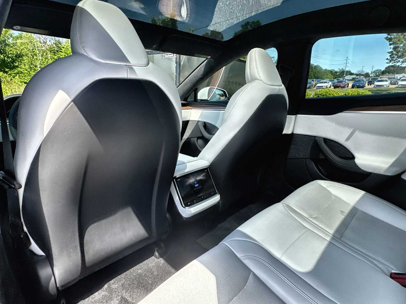 Thumbnail: 2024 Tesla Model S - 18