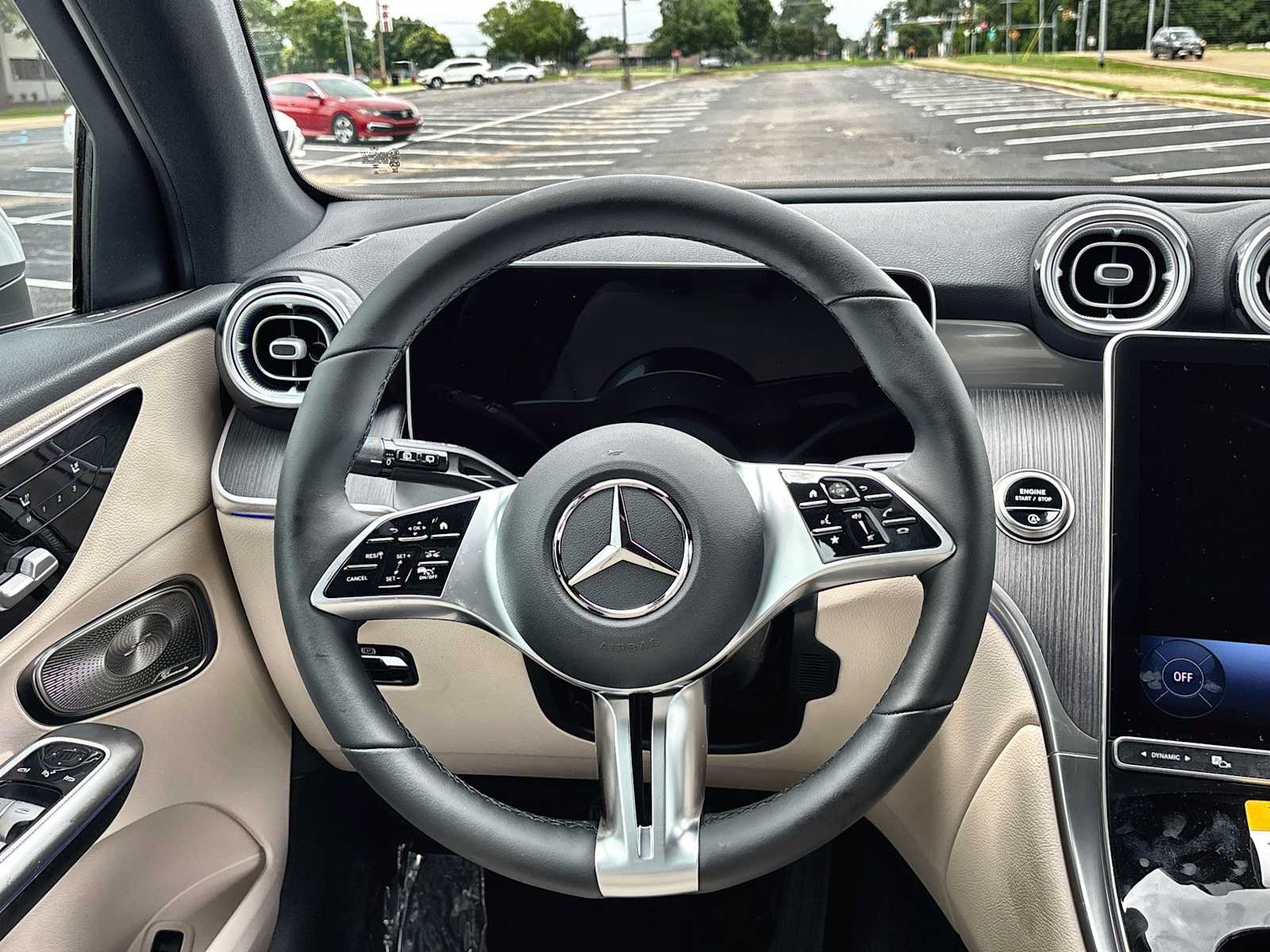 Thumbnail: 2026 Mercedes-Benz GLC - 21
