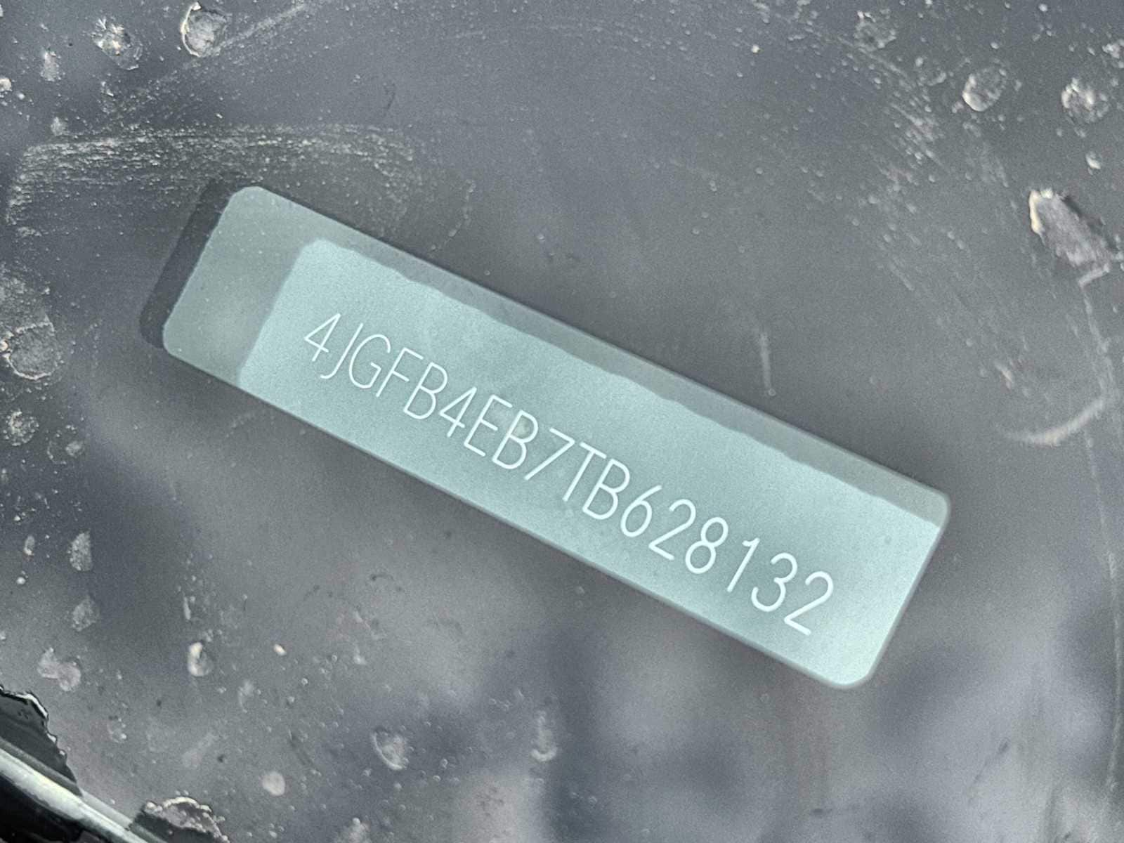 Thumbnail: 2026 Mercedes-Benz GLE - 25