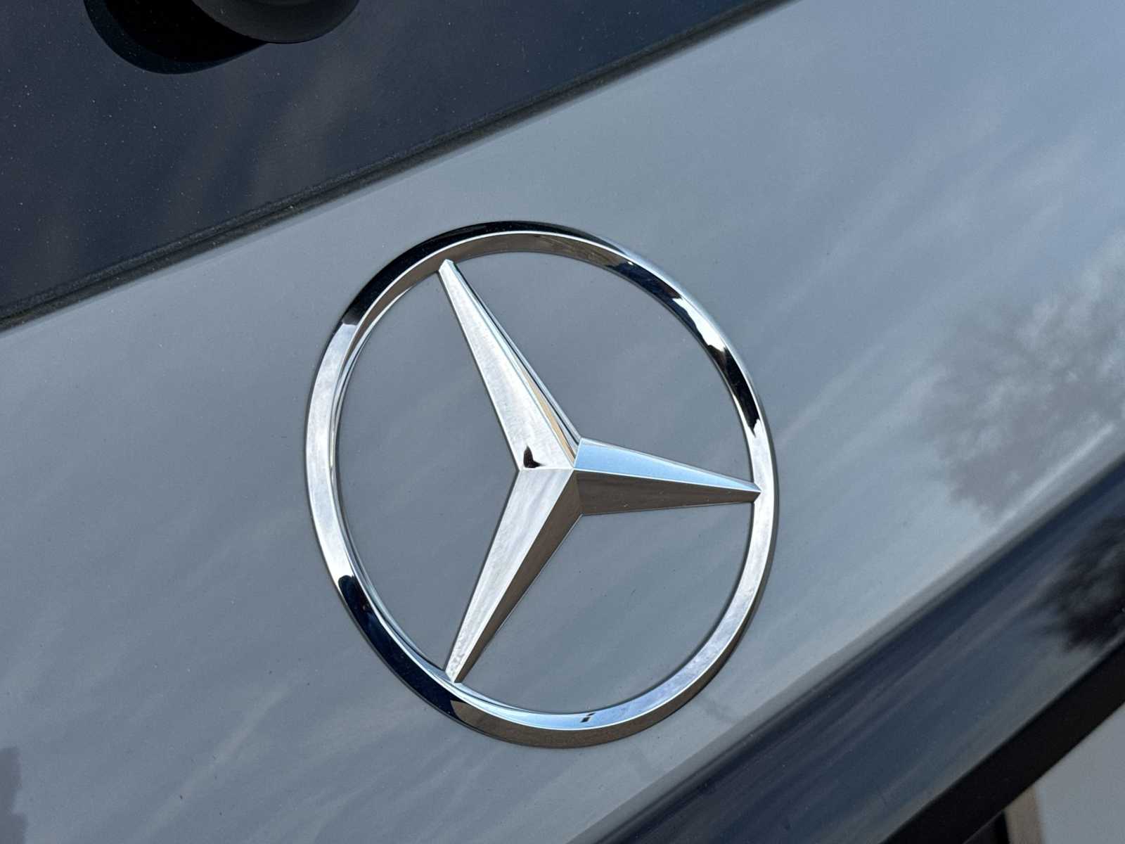 Thumbnail: 2026 Mercedes-Benz GLC - 10