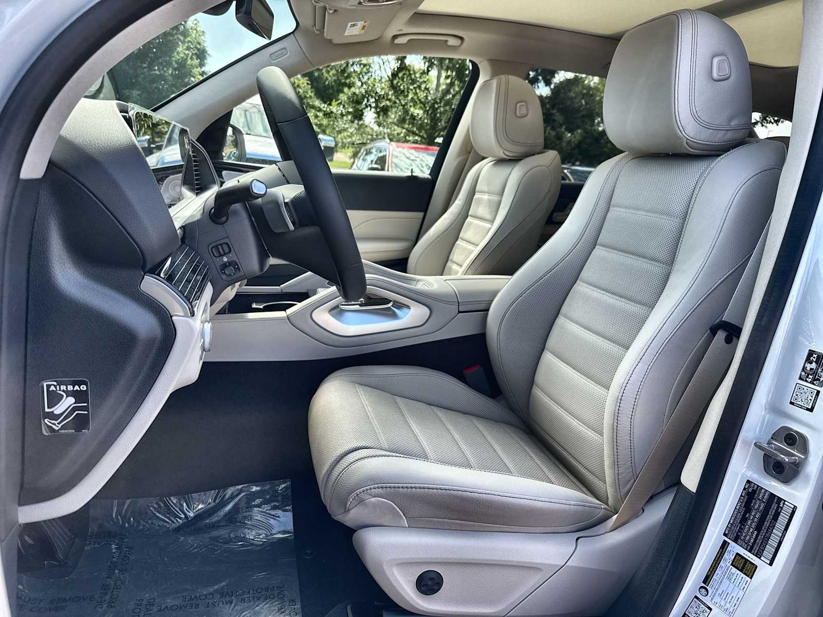 Thumbnail: 2026 Mercedes-Benz GLE - 3