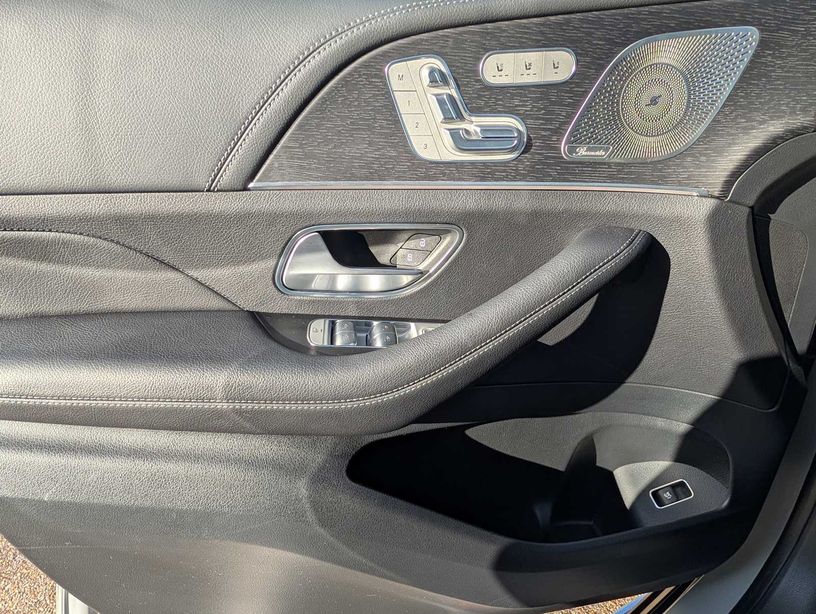 Thumbnail: 2025 Mercedes-Benz GLS - 22