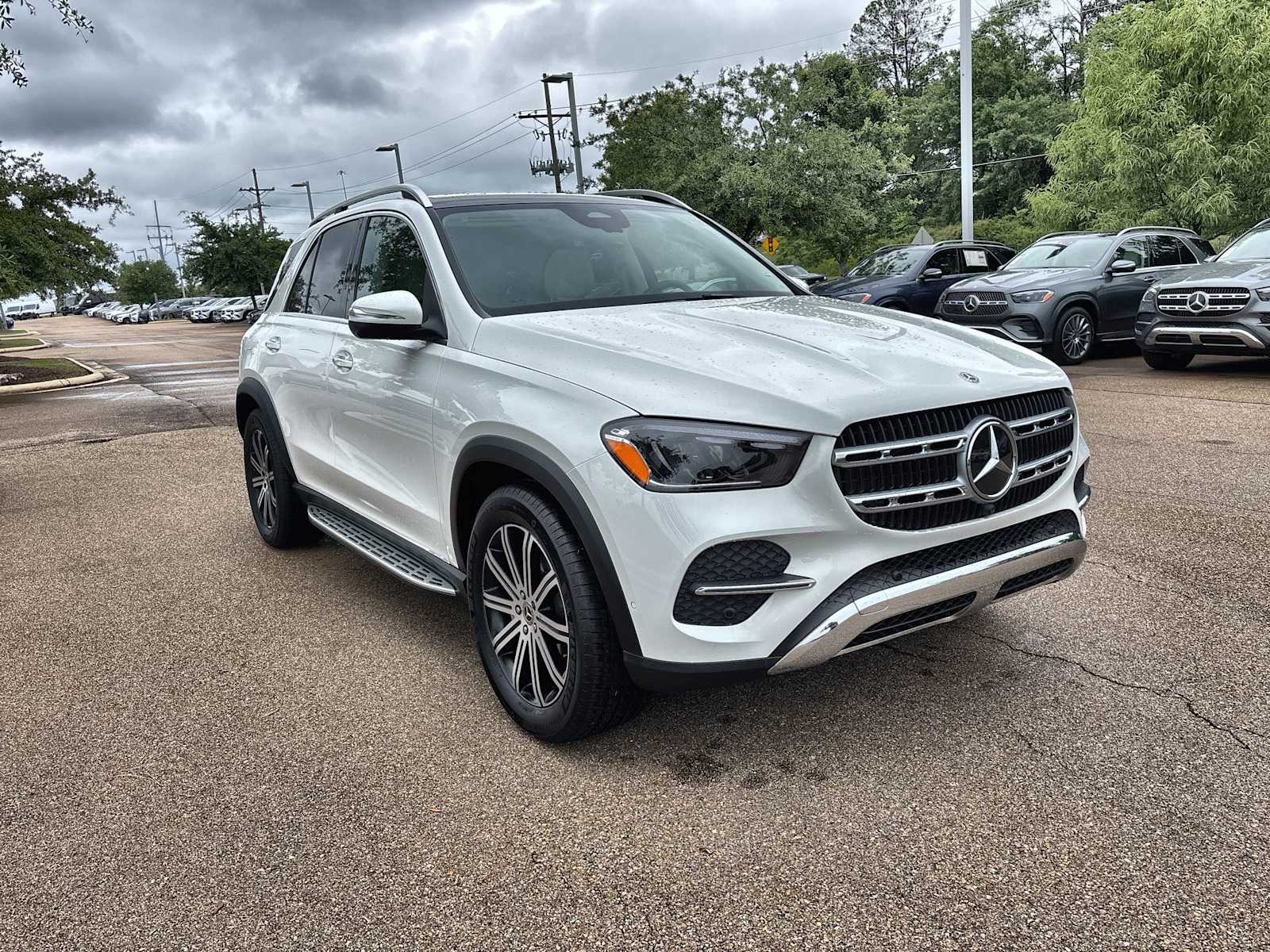 Thumbnail: 2026 Mercedes-Benz GLE - 11