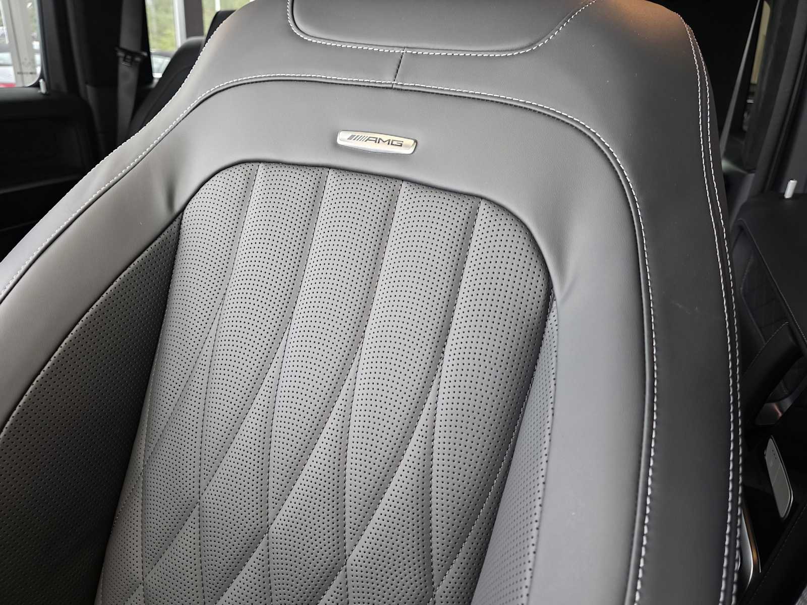 Thumbnail: 2026 Mercedes-Benz G-Class - 8