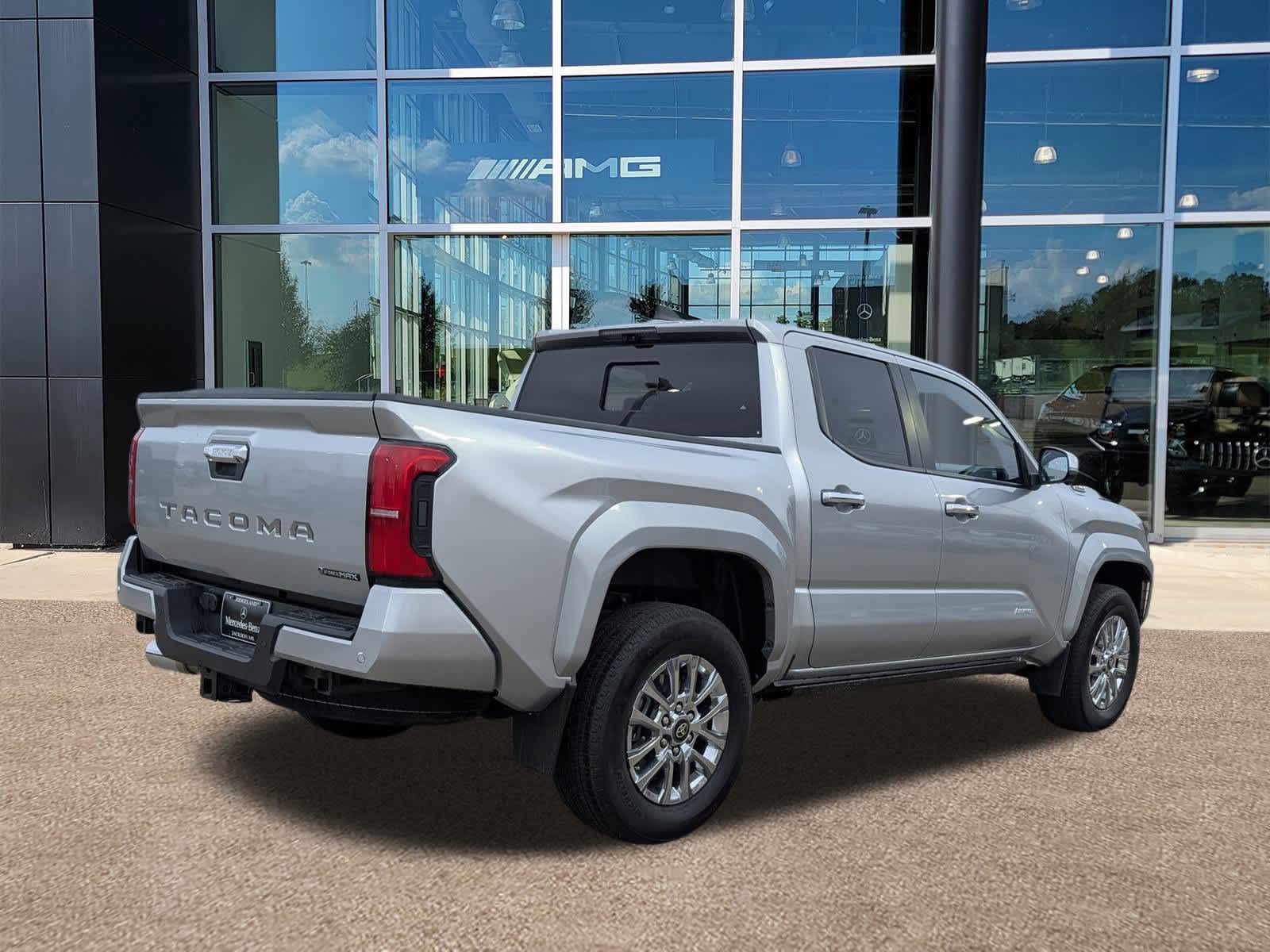 Thumbnail: 2024 Toyota Tacoma - 6
