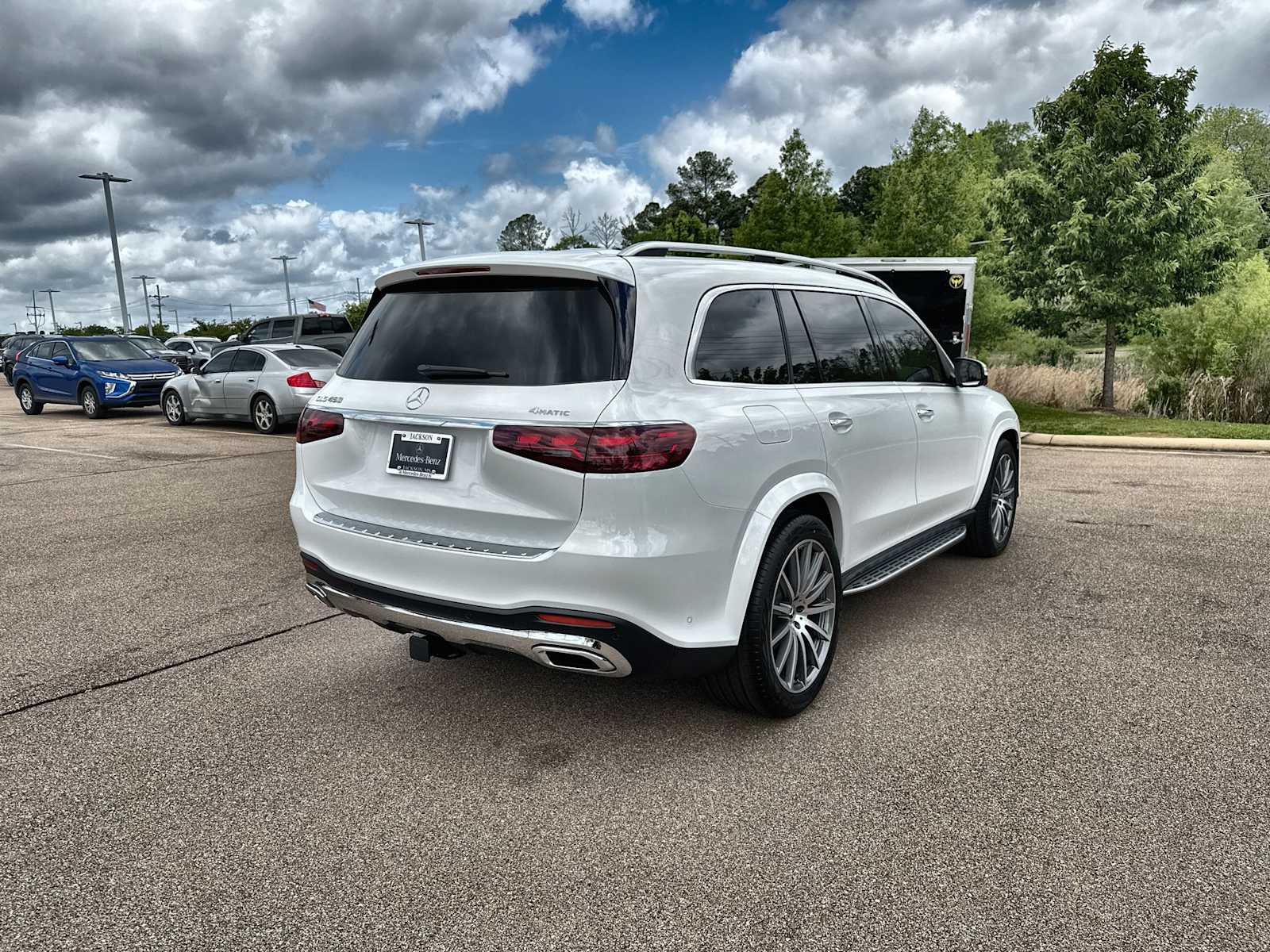 Thumbnail: 2026 Mercedes-Benz GLS - 8