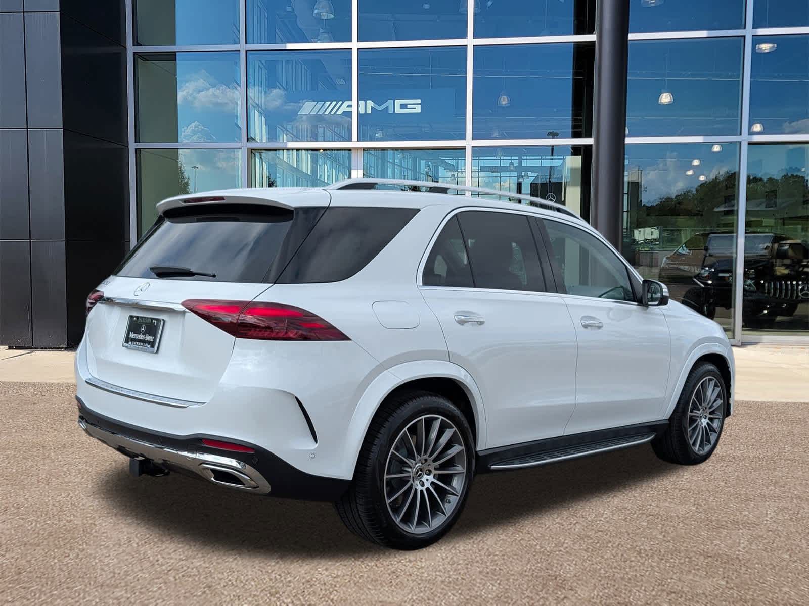 Thumbnail: 2026 Mercedes-Benz GLE - 4