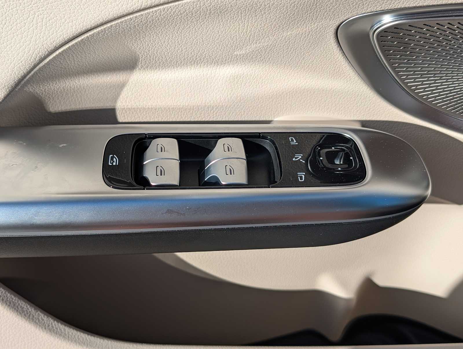 Thumbnail: 2026 Mercedes-Benz C-Class - 17