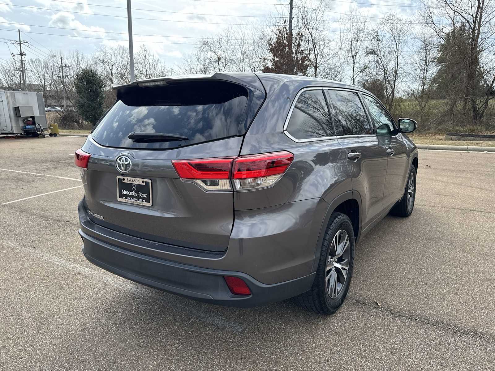 Thumbnail: 2017 Toyota Highlander - 6