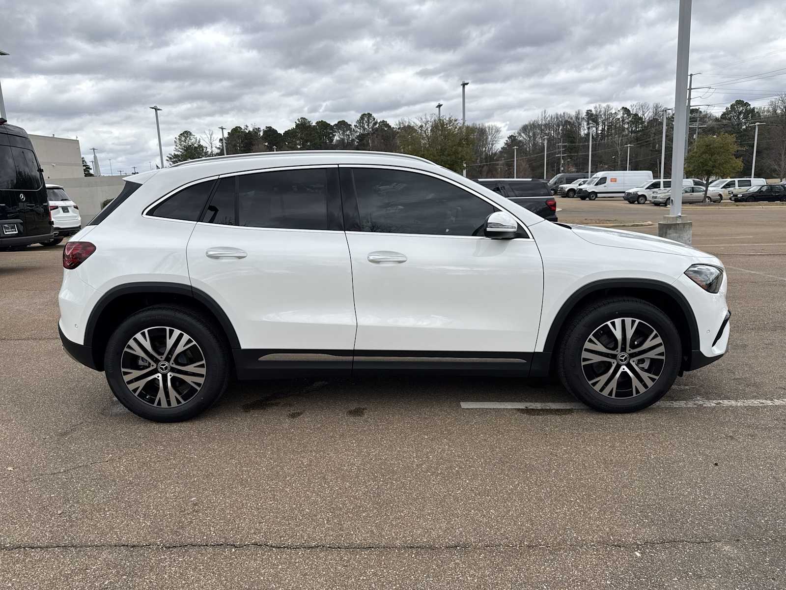 Thumbnail: 2026 Mercedes-Benz GLA - 7