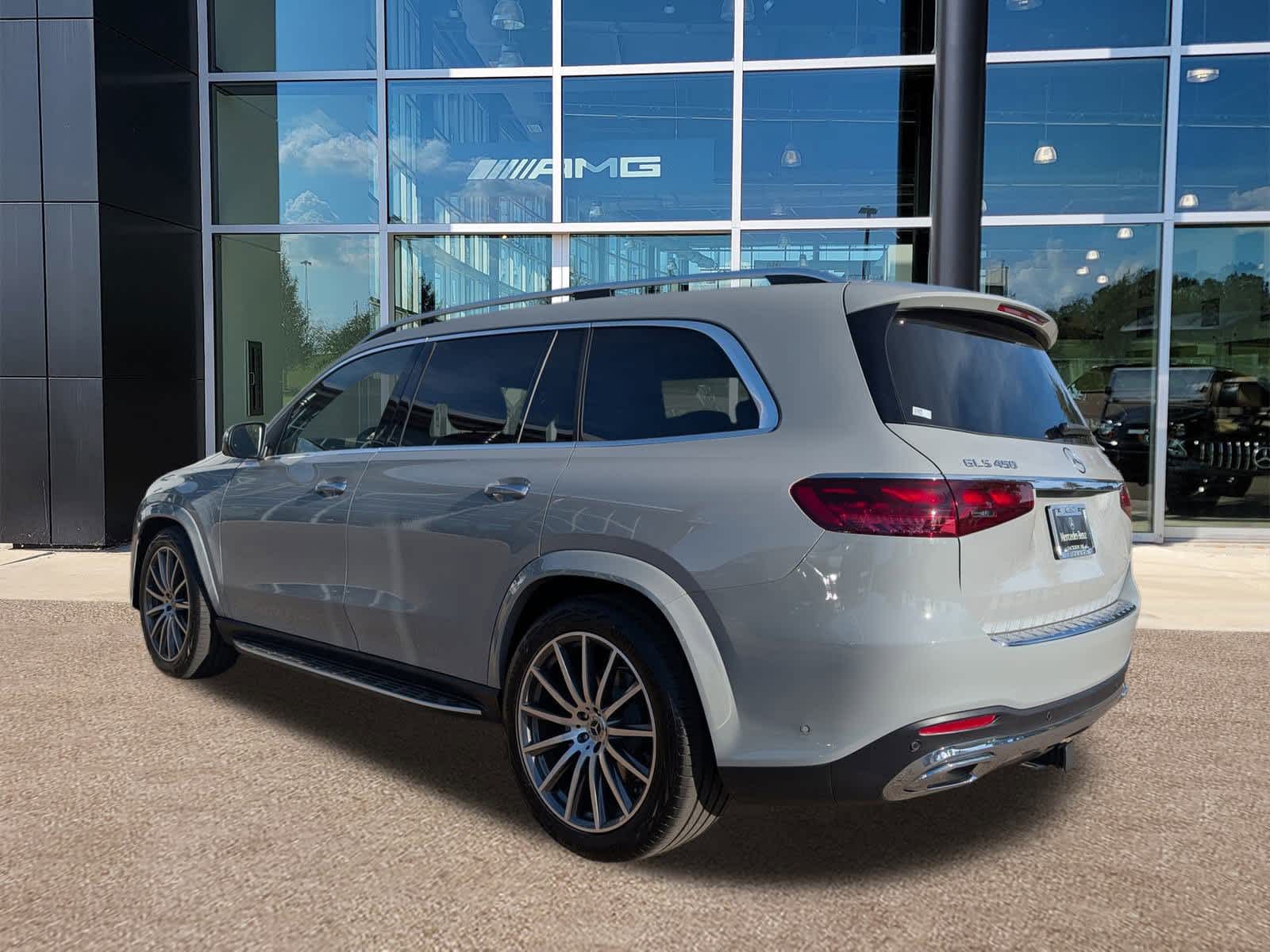 Thumbnail: 2025 Mercedes-Benz GLS - 3