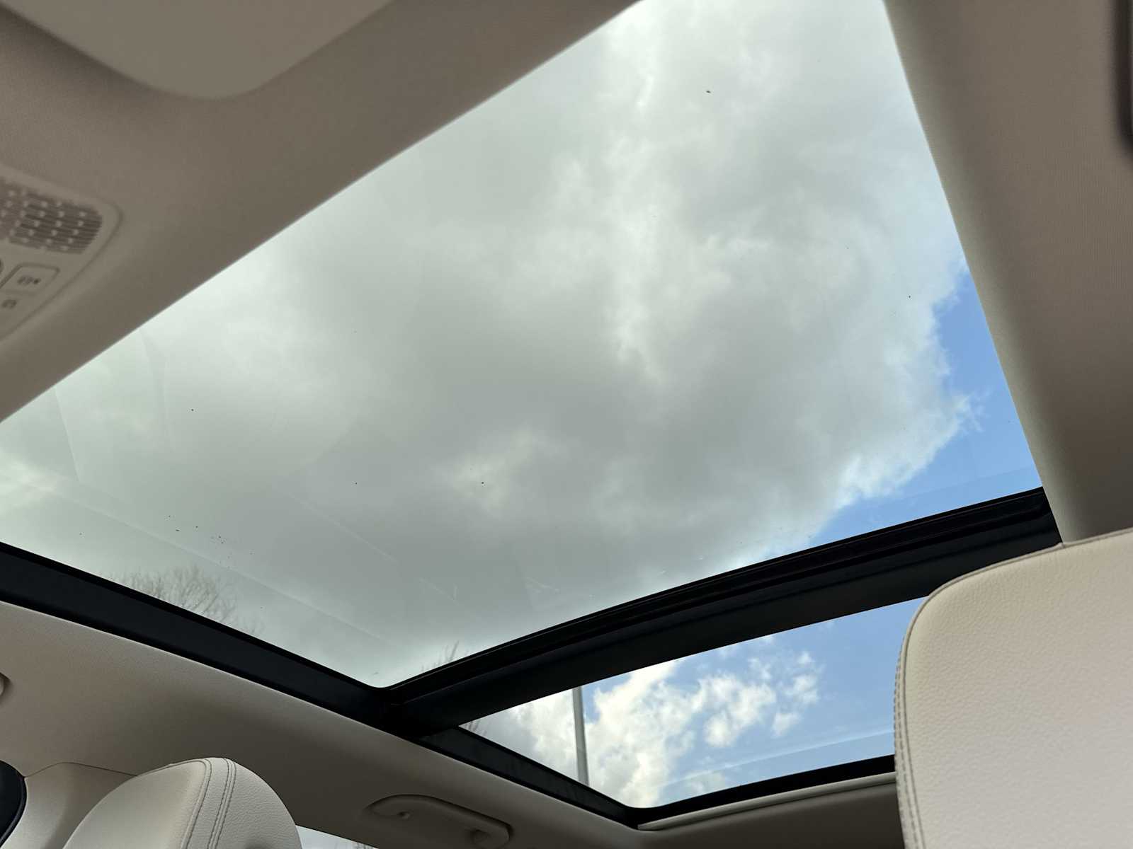 Thumbnail: 2026 Mercedes-Benz GLE - 17