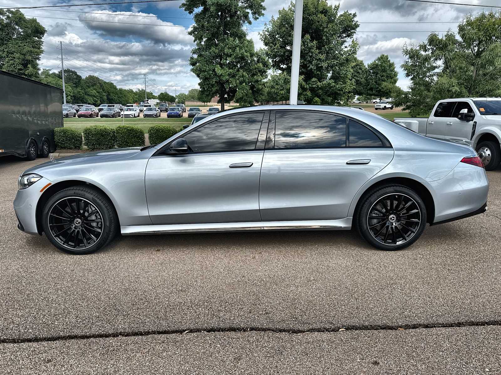 Thumbnail: 2025 Mercedes-Benz S-Class - 5