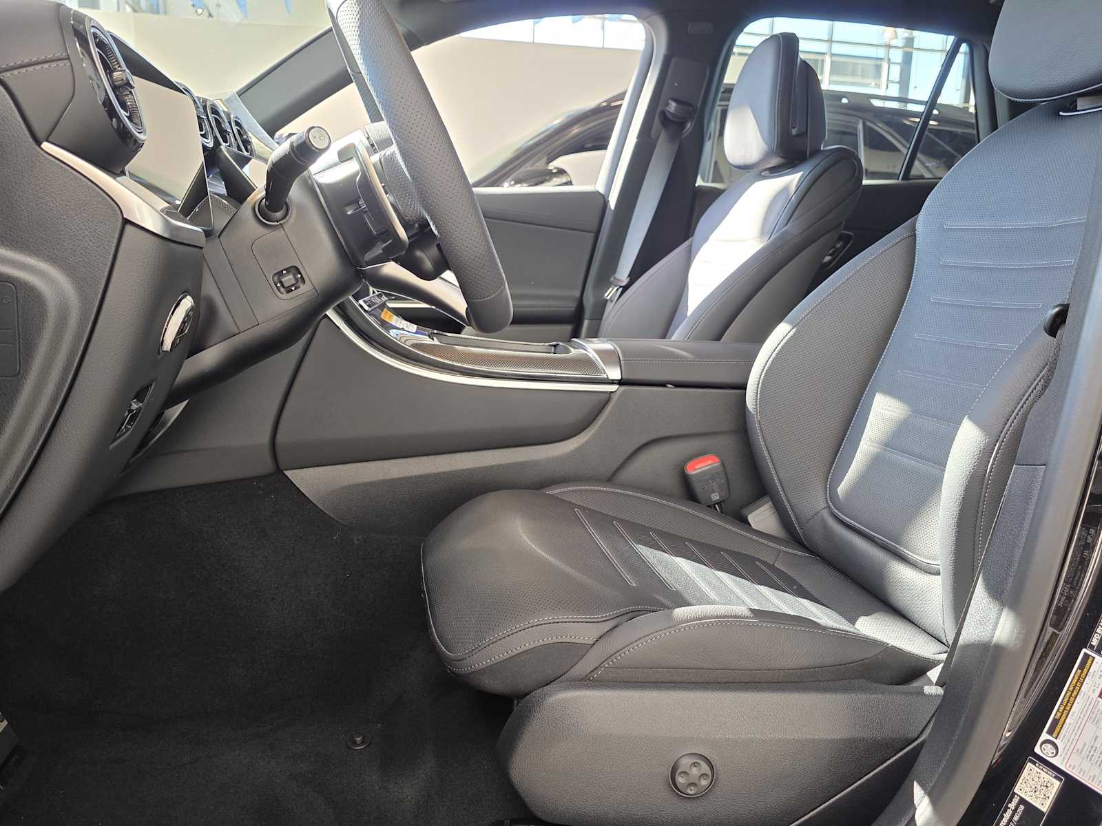 Thumbnail: 2026 Mercedes-Benz GLC - 14