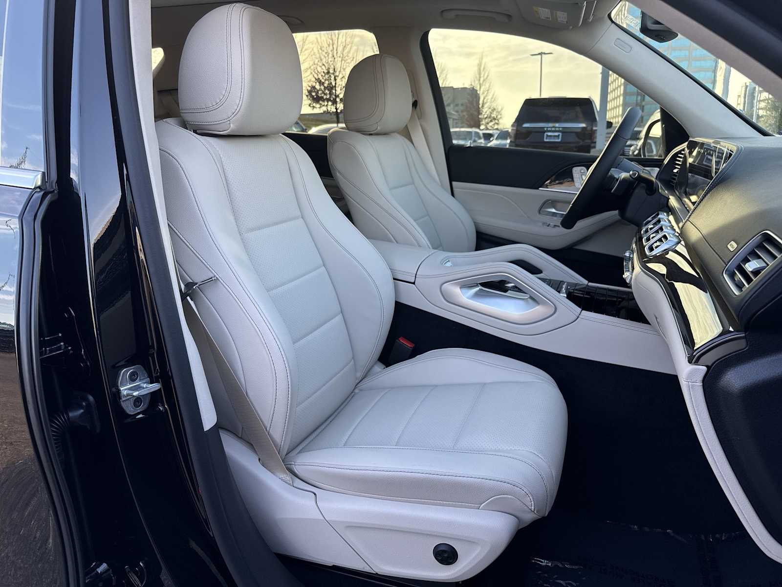 Thumbnail: 2026 Mercedes-Benz GLE - 20