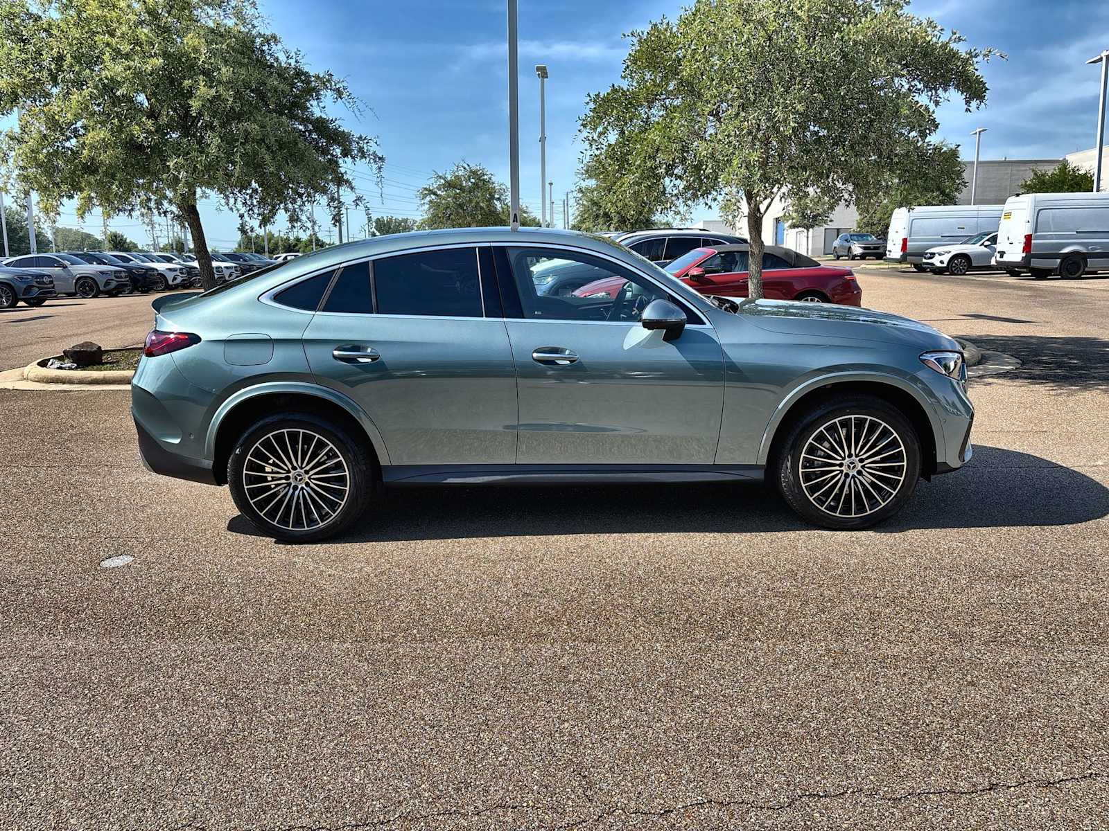 Thumbnail: 2026 Mercedes-Benz GLC - 10