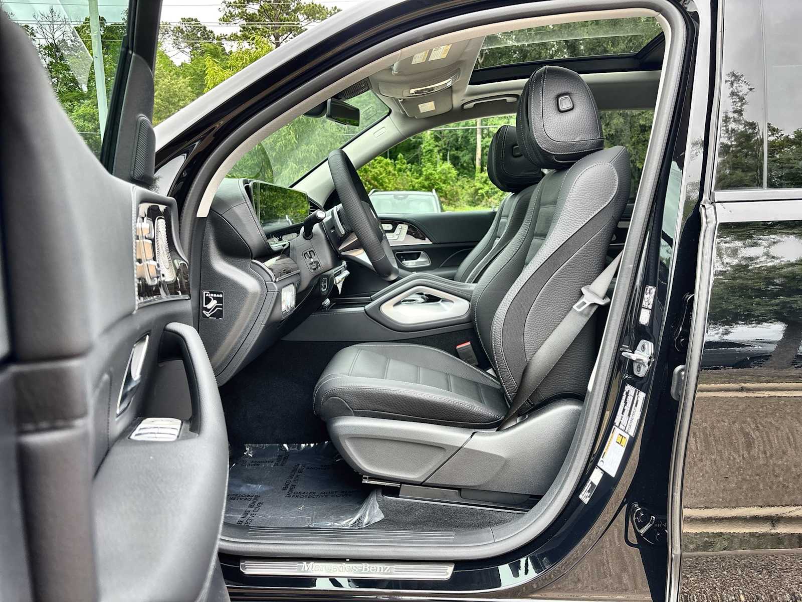 Thumbnail: 2026 Mercedes-Benz GLS - 2