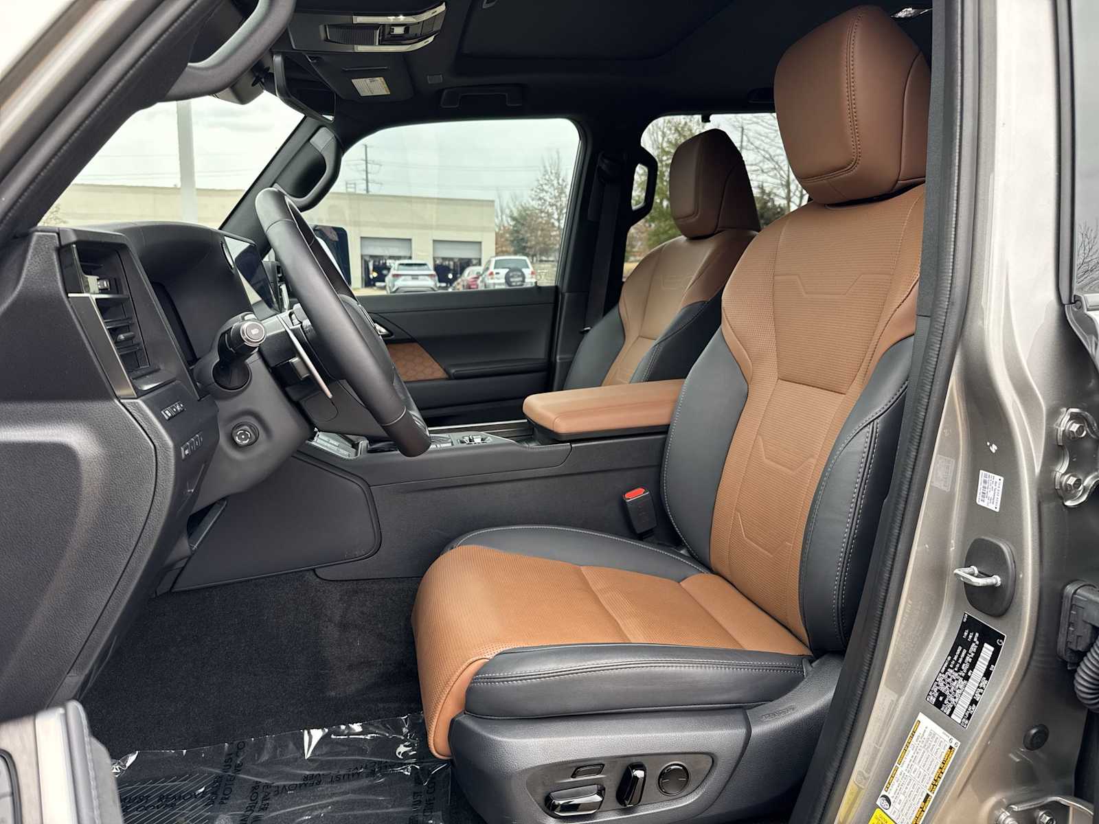 Thumbnail: 2024 Lexus GX - 15