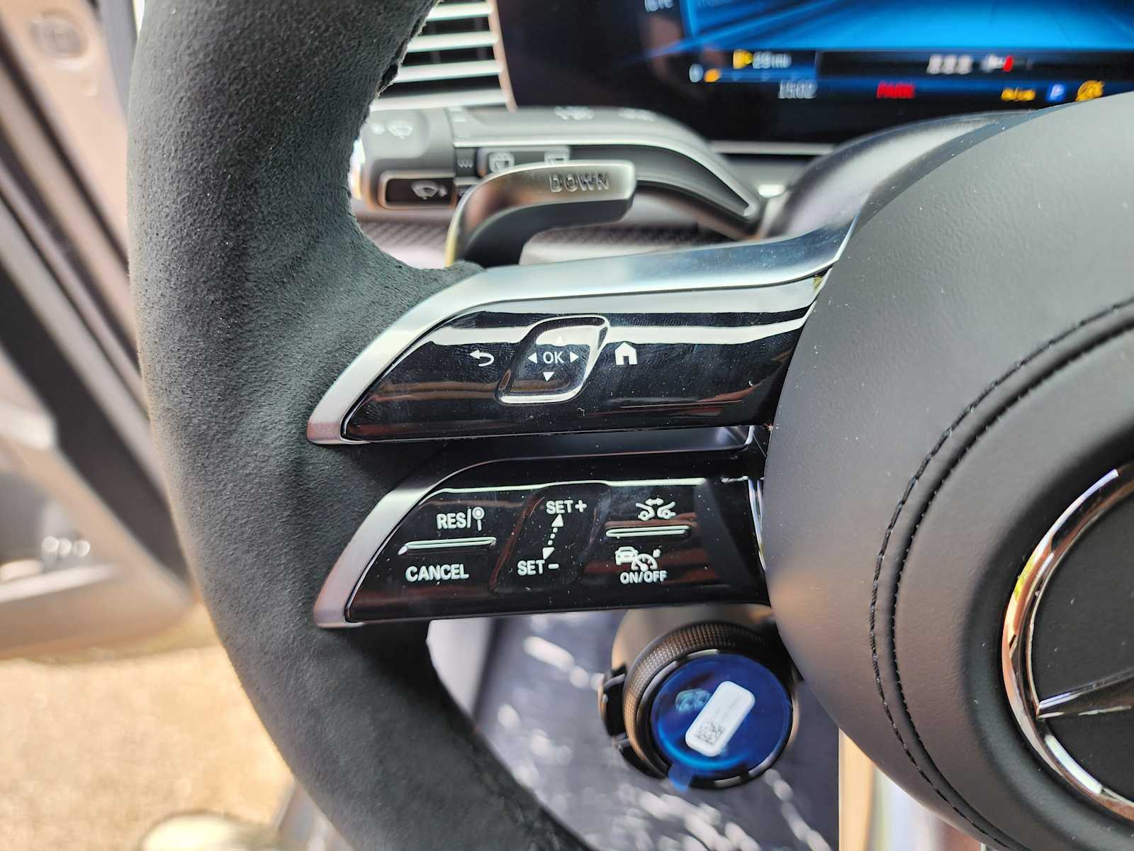 Thumbnail: 2025 Mercedes-Benz GLE - 19