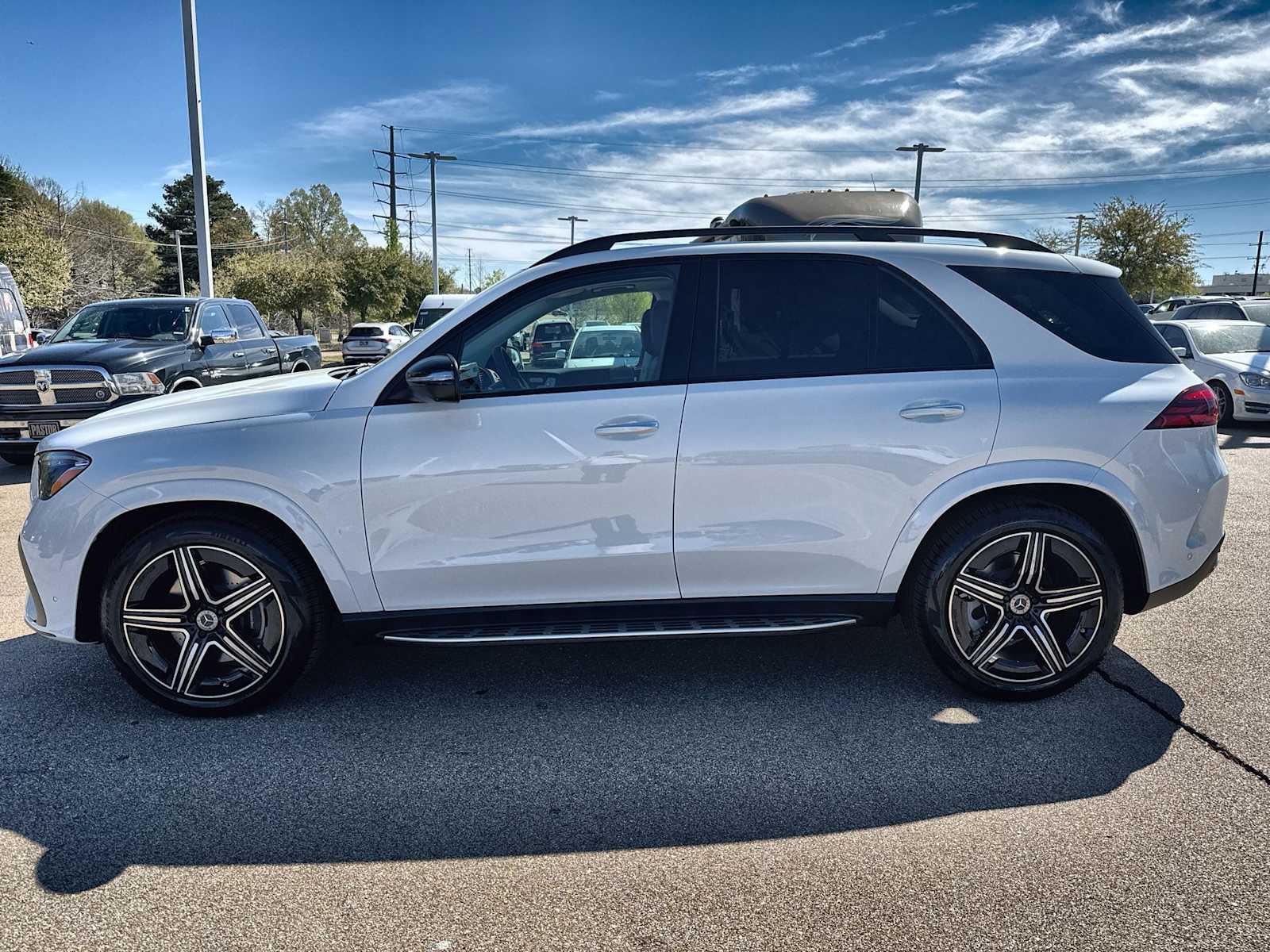 Thumbnail: 2026 Mercedes-Benz GLE - 5