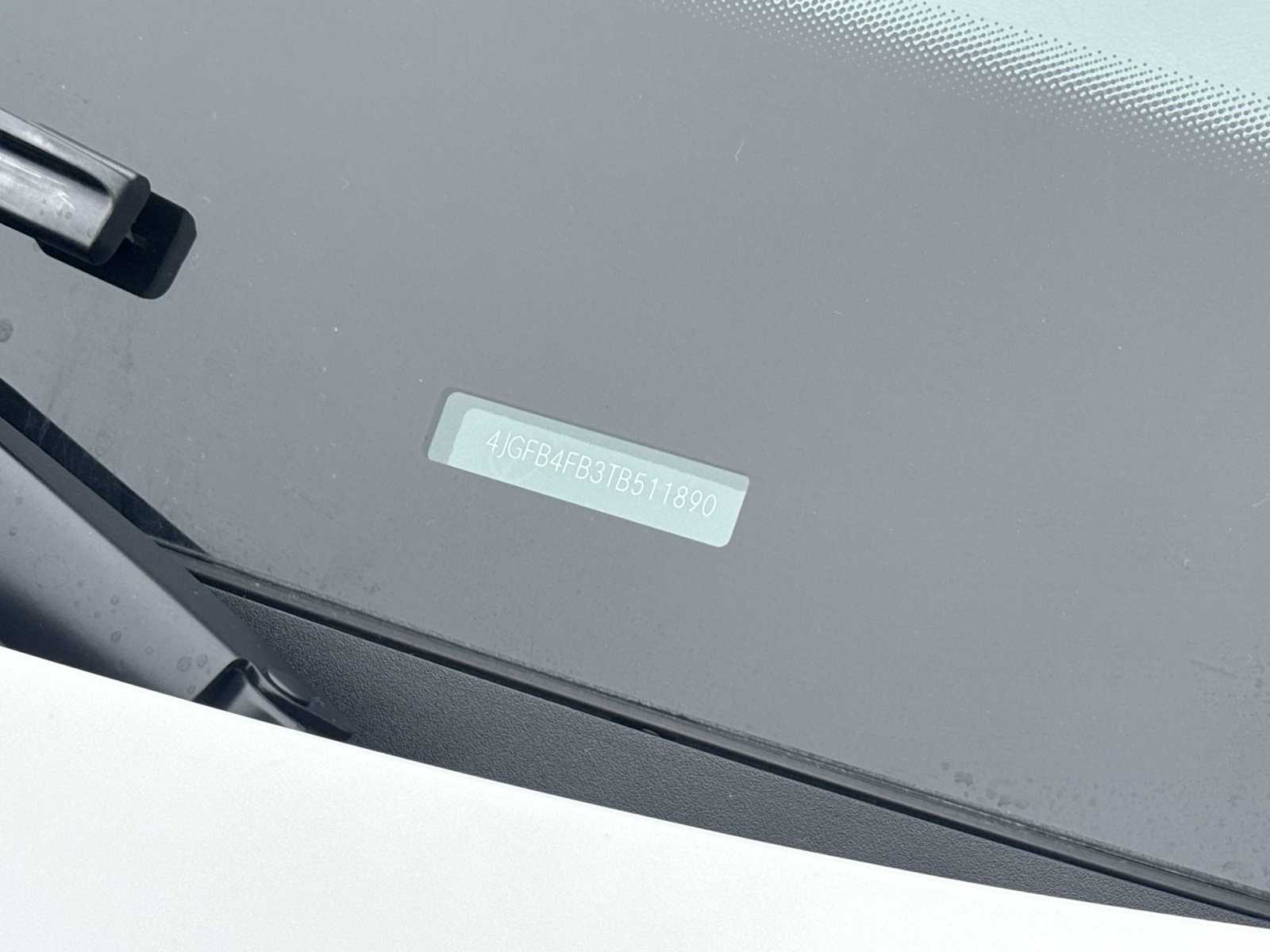 Thumbnail: 2026 Mercedes-Benz GLE - 28