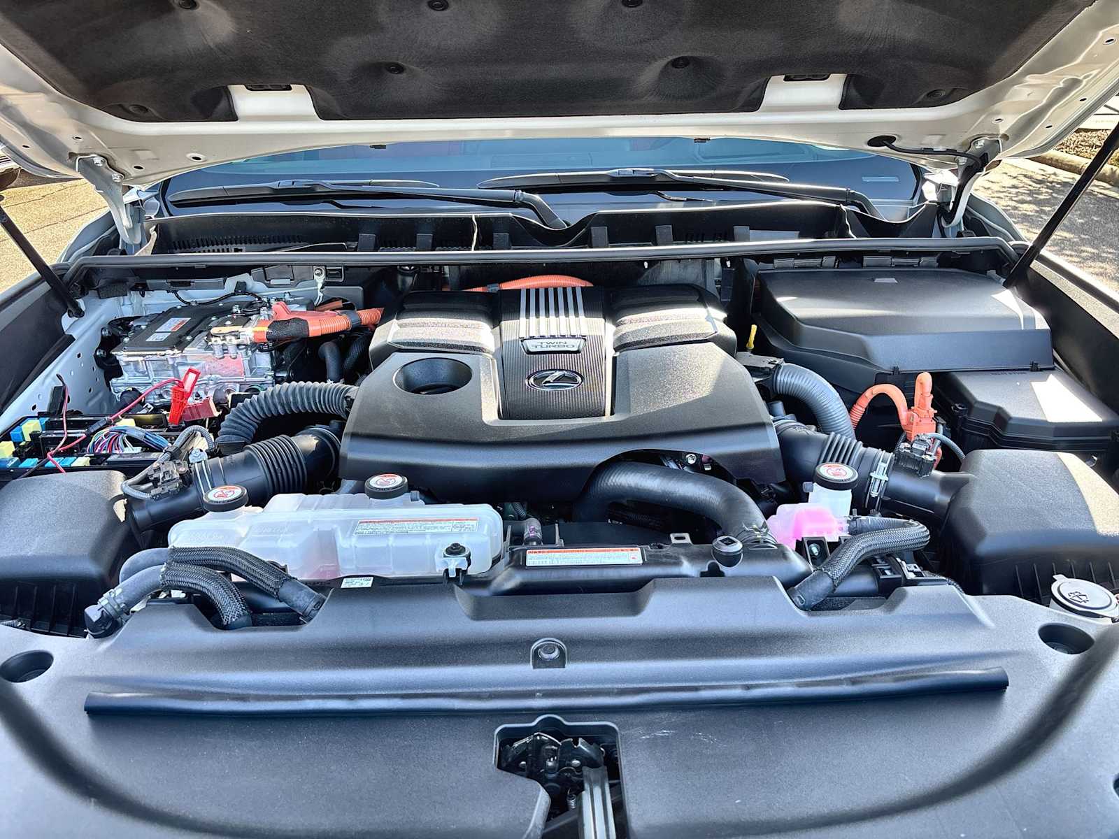 Thumbnail: 2025 Lexus LX - 13