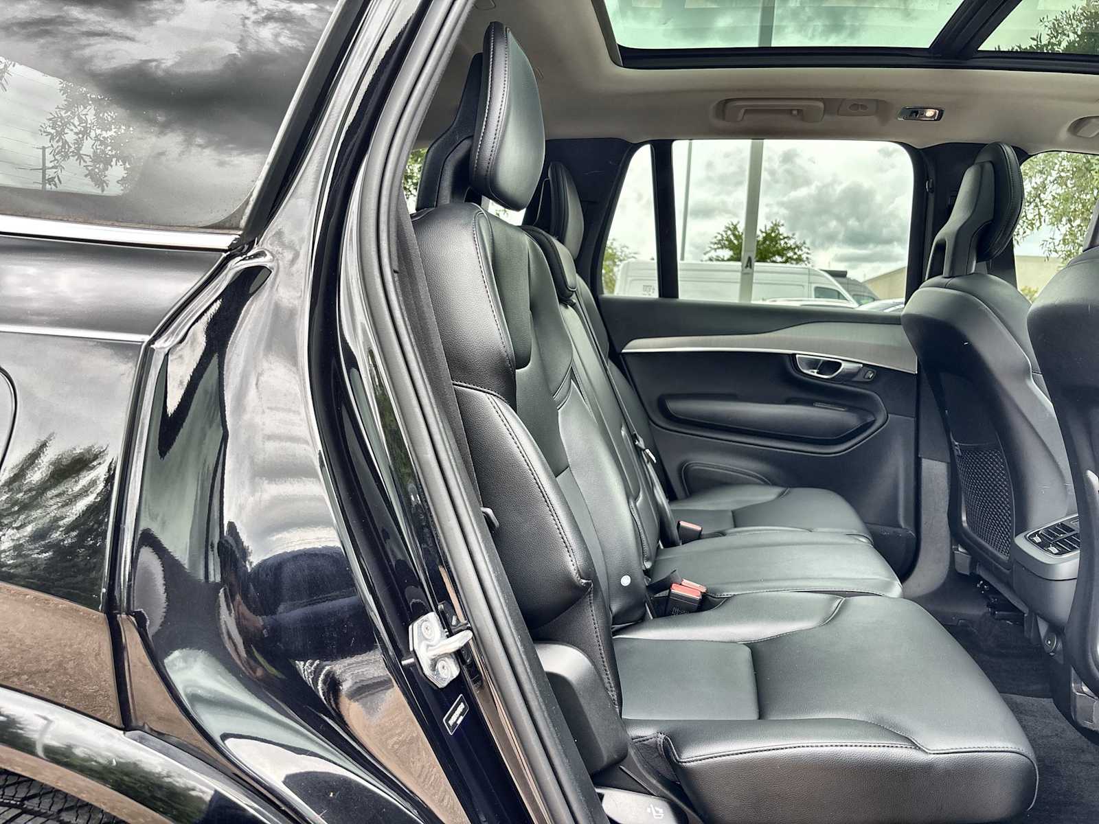 Thumbnail: 2021 Volvo XC90 - 19