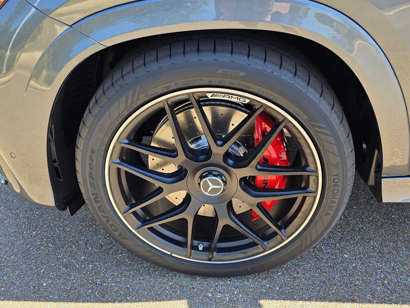 Thumbnail: 2026 Mercedes-Benz GLE - 26