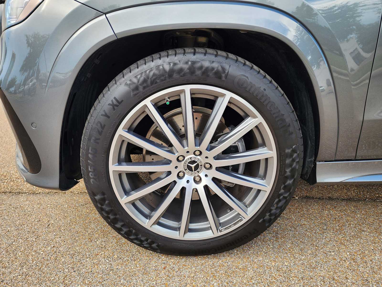 Thumbnail: 2025 Mercedes-Benz GLS - 27